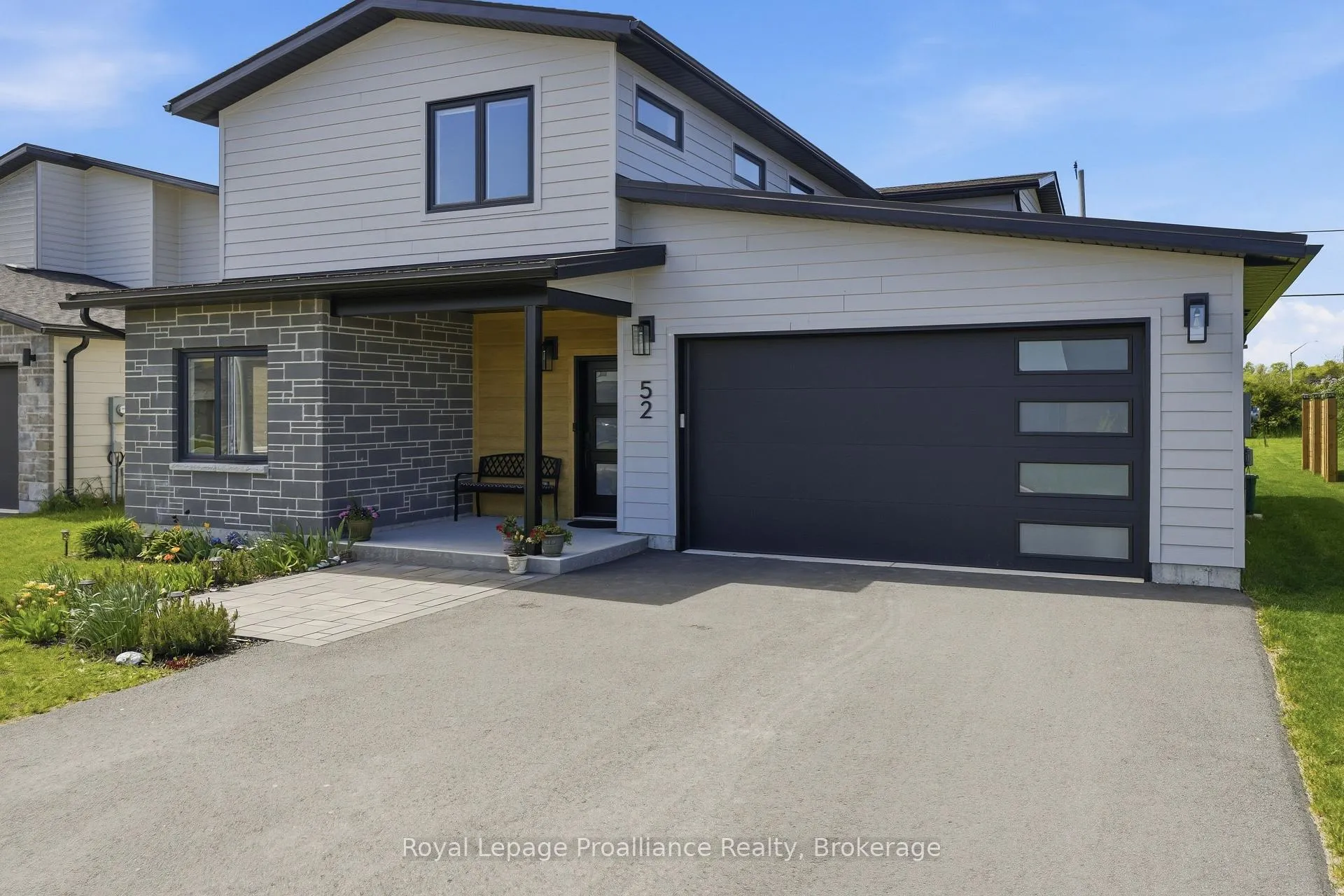 Photo 4 of 52 Fraser Drive, Quinte West, Sidney Ward — HOMEH