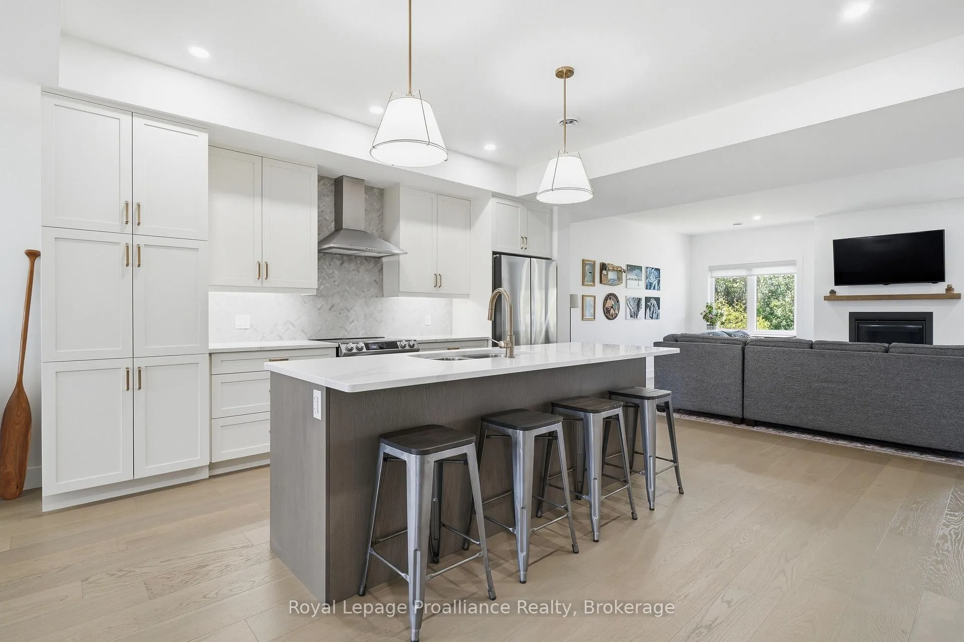Photo 10 of 52 Fraser Drive, Quinte West, Sidney Ward — HOMEH