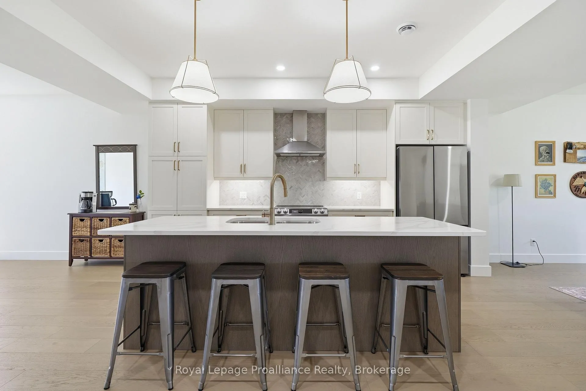 Photo 11 of 52 Fraser Drive, Quinte West, Sidney Ward — HOMEH