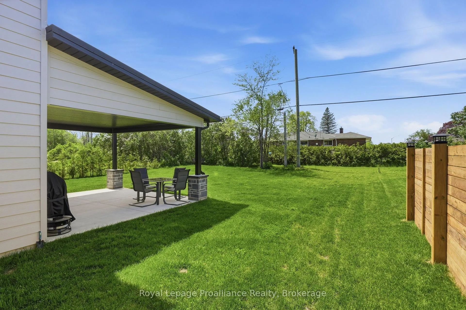 Photo 46 of 52 Fraser Drive, Quinte West, Sidney Ward — HOMEH