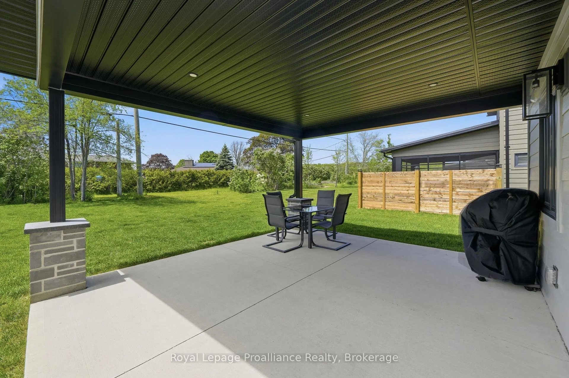 Photo 48 of 52 Fraser Drive, Quinte West, Sidney Ward — HOMEH