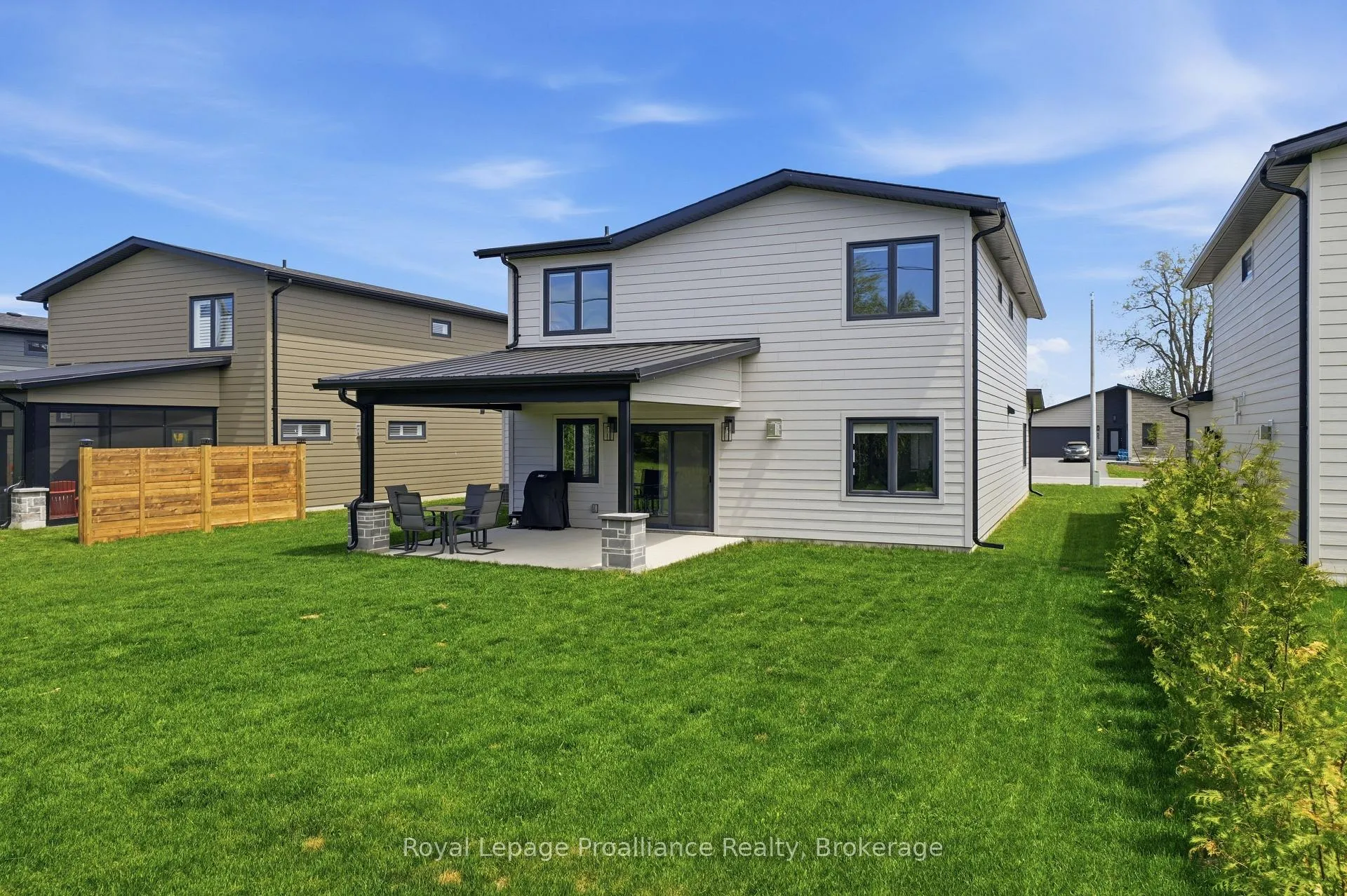 Photo 49 of 52 Fraser Drive, Quinte West, Sidney Ward — HOMEH