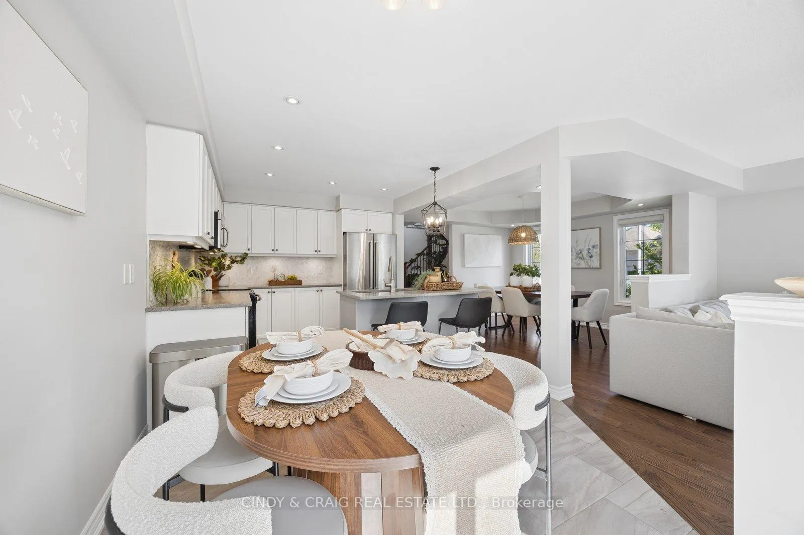 Photo 9 of 54 Arthur Trewin Street, Clarington, Courtice — HOMEH