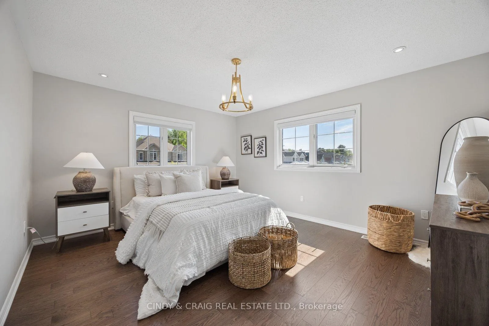 Photo 14 of 54 Arthur Trewin Street, Clarington, Courtice — HOMEH
