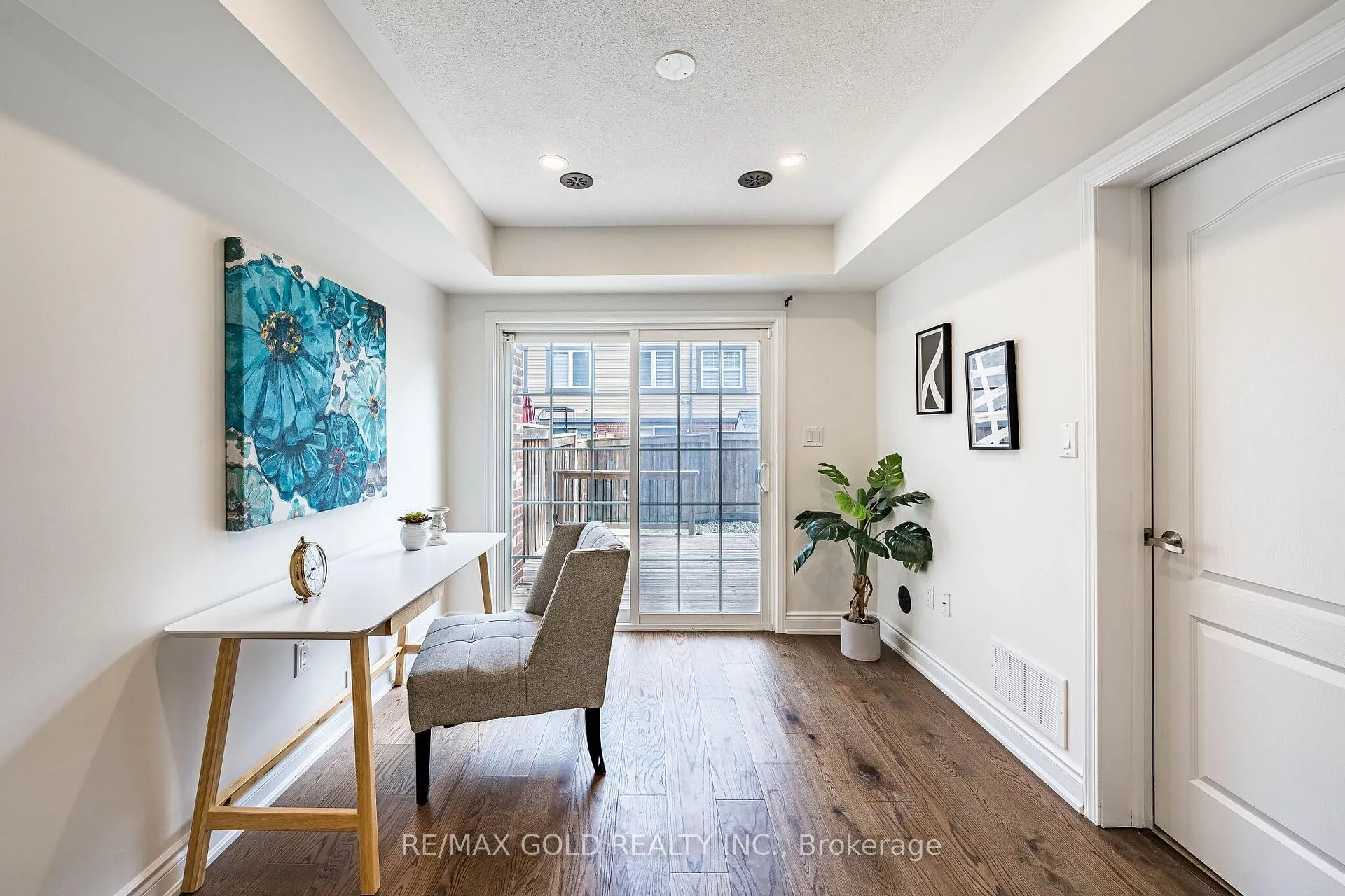 Photo 5 of 7 Viewforth Road, Brampton, Northwest Brampton — HOMEH