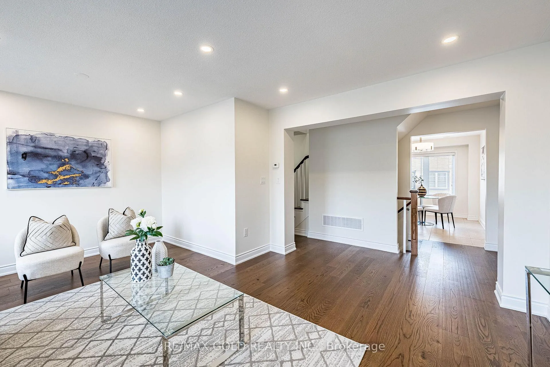 Photo 10 of 7 Viewforth Road, Brampton, Northwest Brampton — HOMEH