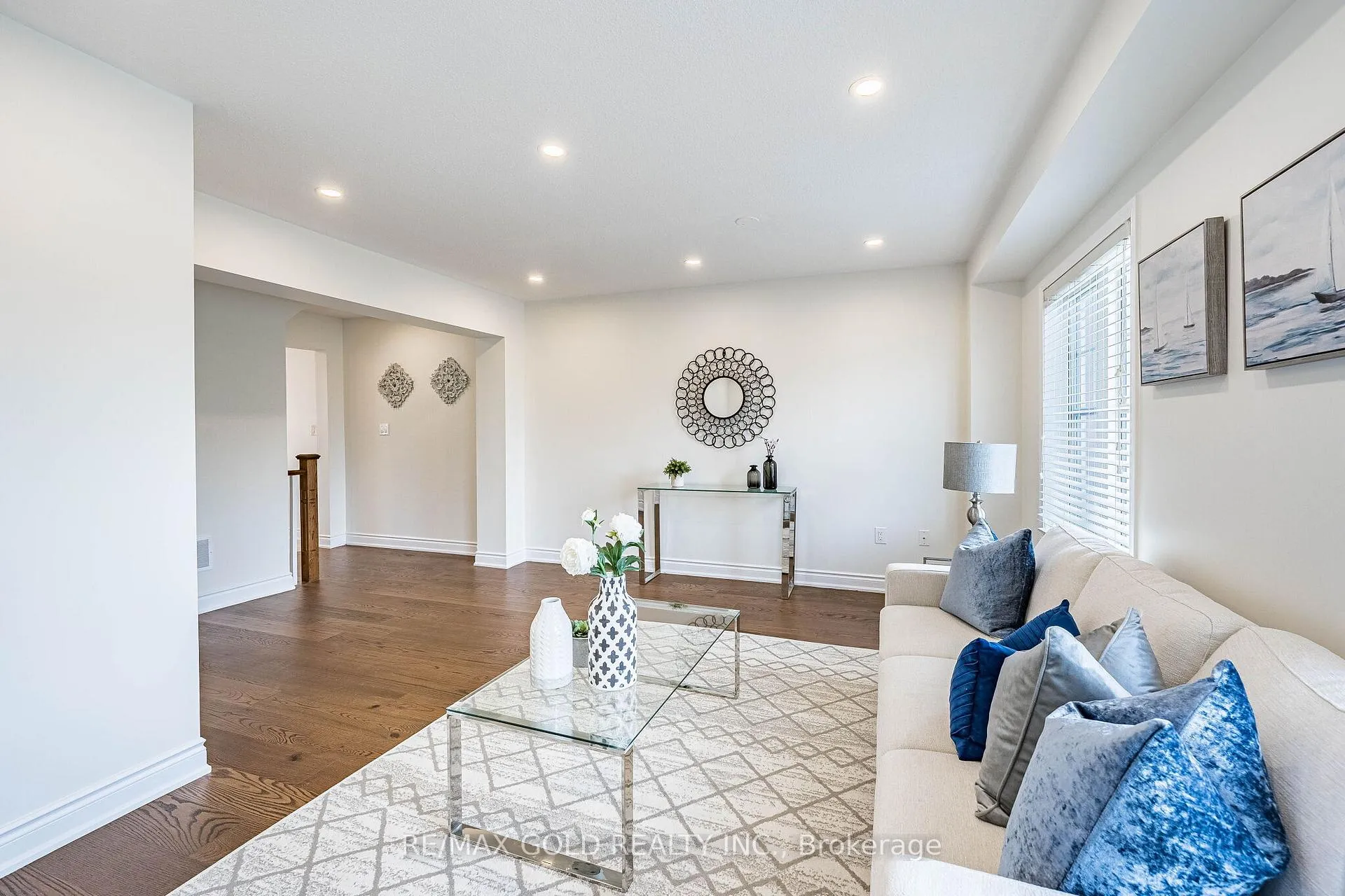 Photo 12 of 7 Viewforth Road, Brampton, Northwest Brampton — HOMEH
