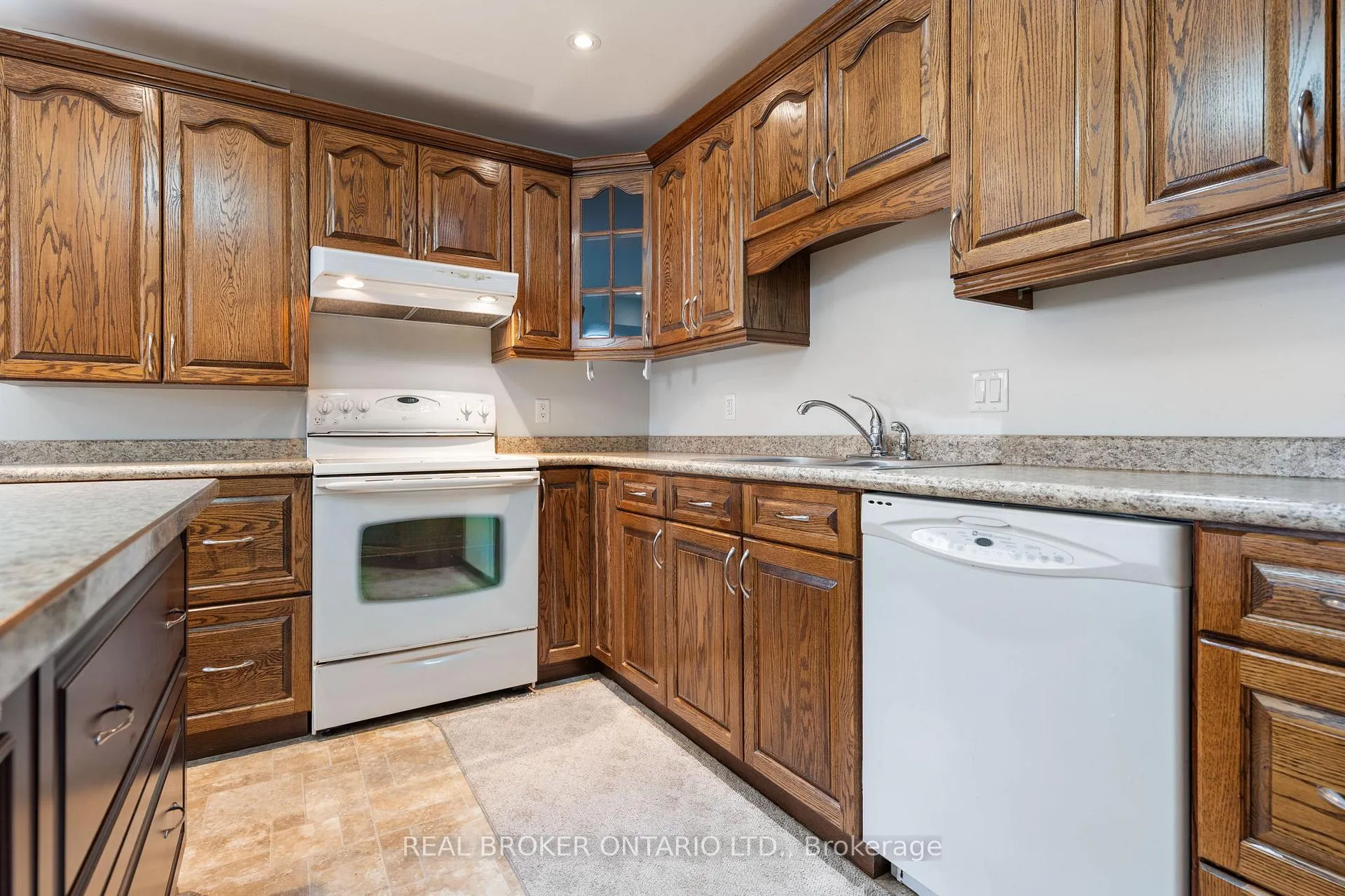 Photo 25 of 8984 Plank Road, Bayham, Rural Bayham — HOMEH