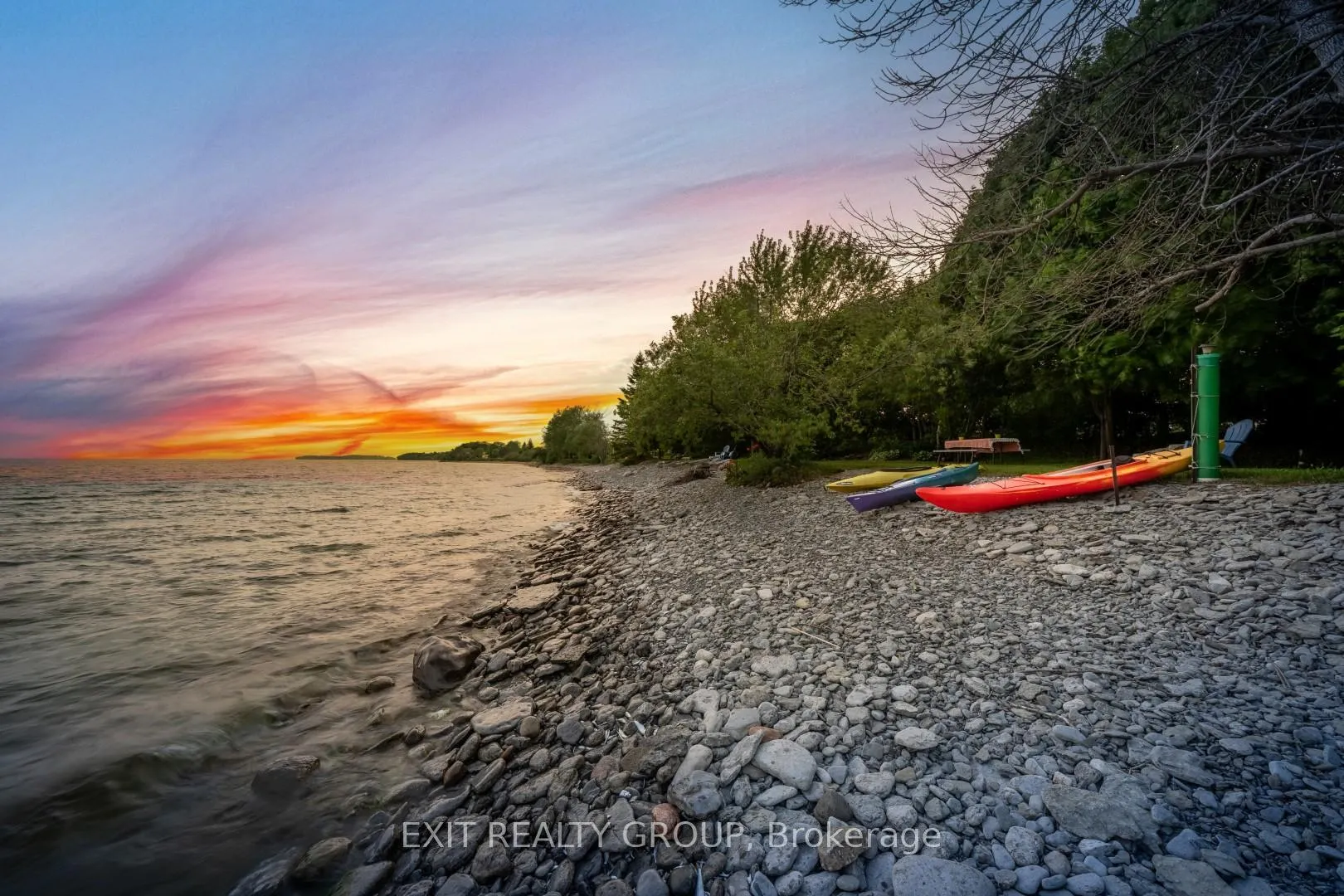 Photo 1 of 830 County Rd 20, Prince Edward County, Wellington — HOMEH