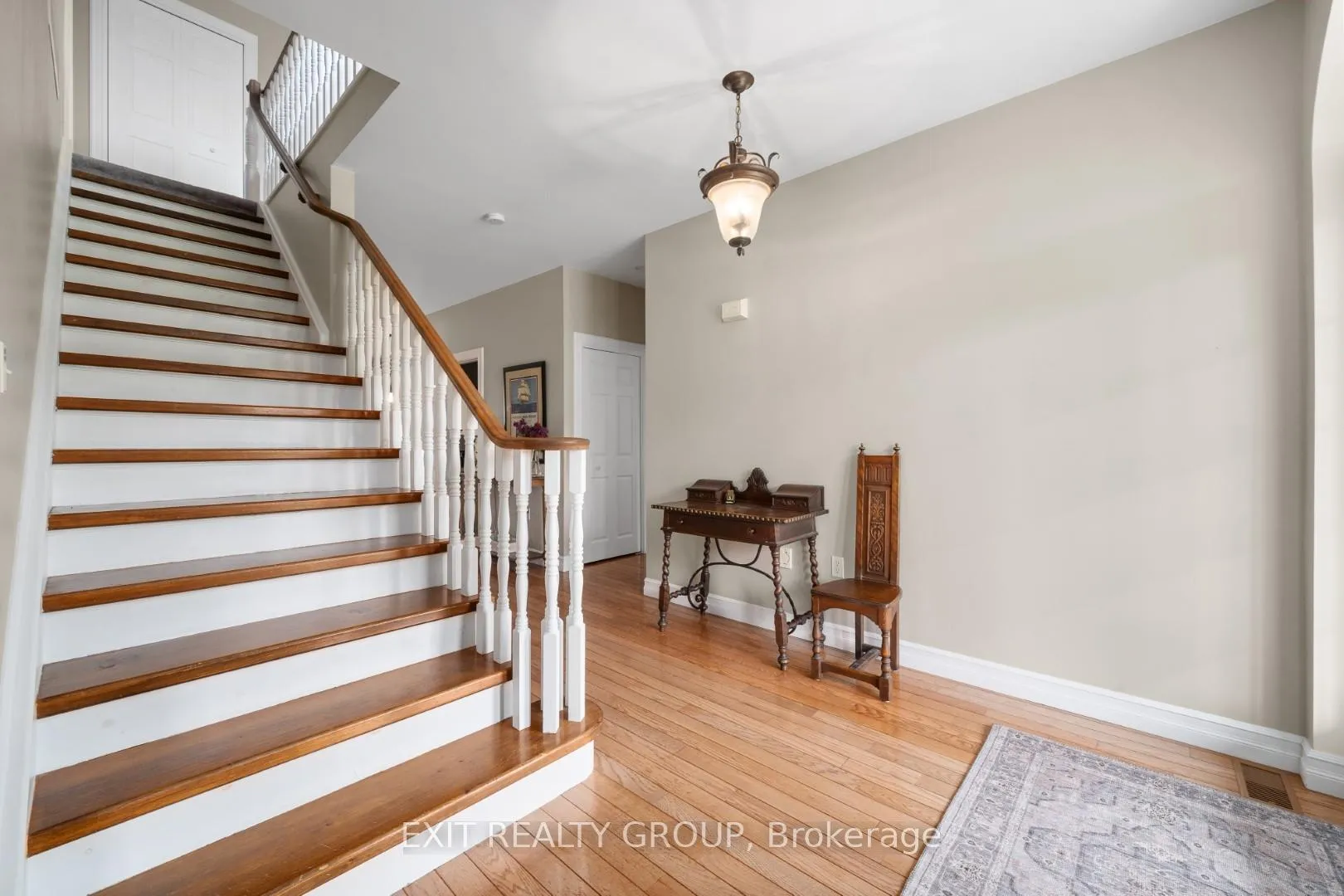 Photo 19 of 830 County Rd 20, Prince Edward County, Wellington — HOMEH