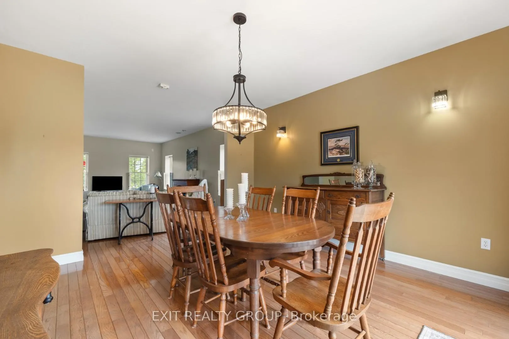 Photo 23 of 830 County Rd 20, Prince Edward County, Wellington — HOMEH