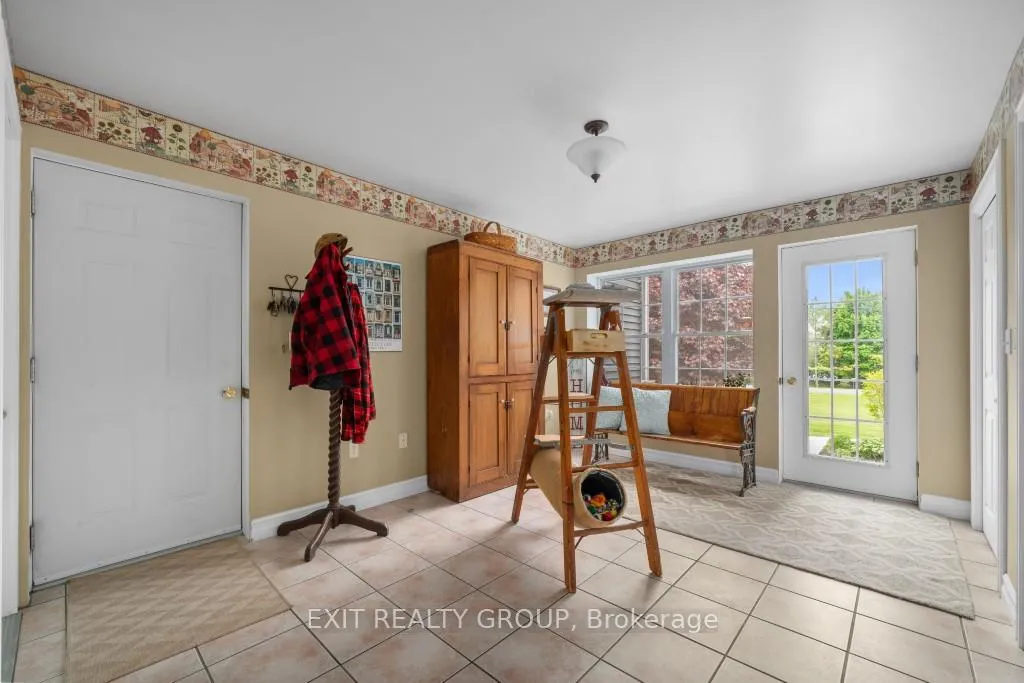 Photo 28 of 830 County Rd 20, Prince Edward County, Wellington — HOMEH