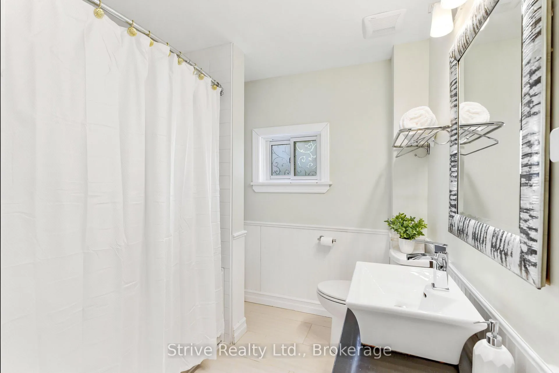 Photo 21 of 10 Julia Street, Port Hope — HOMEH