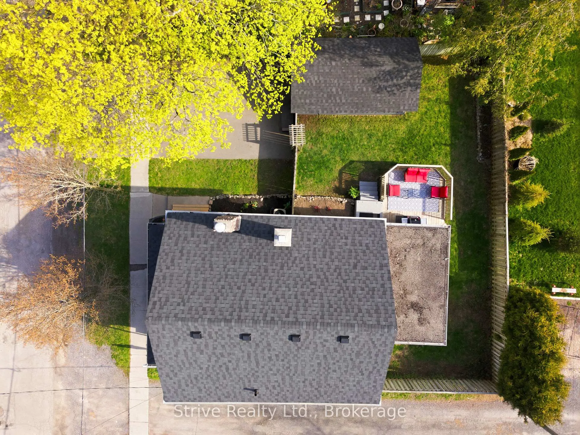 Photo 33 of 10 Julia Street, Port Hope — HOMEH