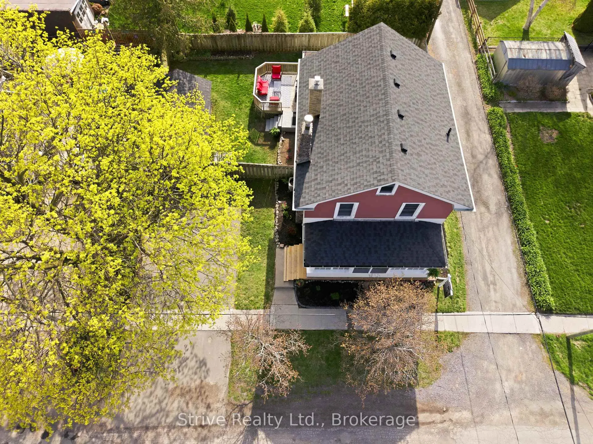 Photo 44 of 10 Julia Street, Port Hope — HOMEH