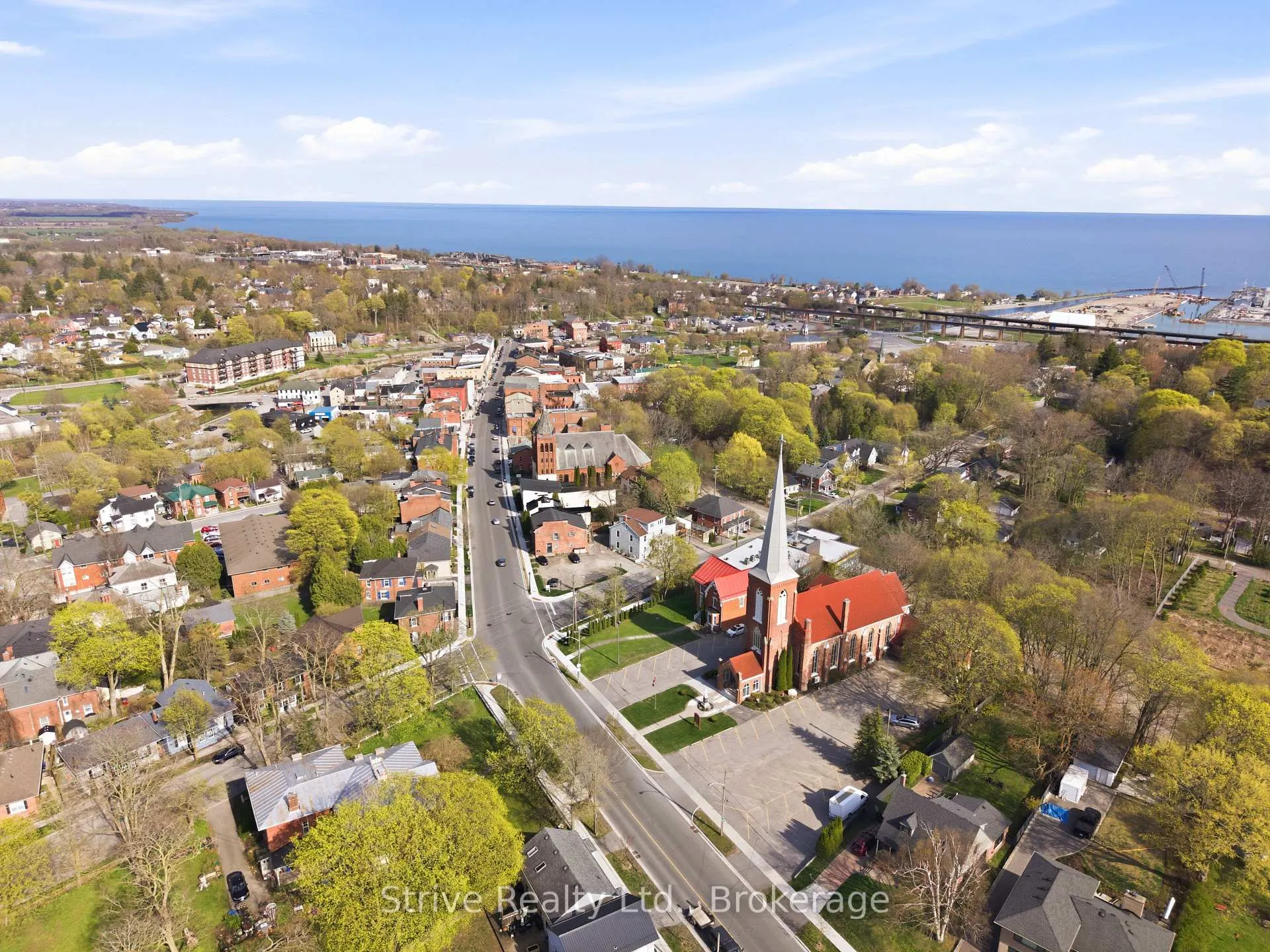 Photo 36 of 10 Julia Street, Port Hope — HOMEH