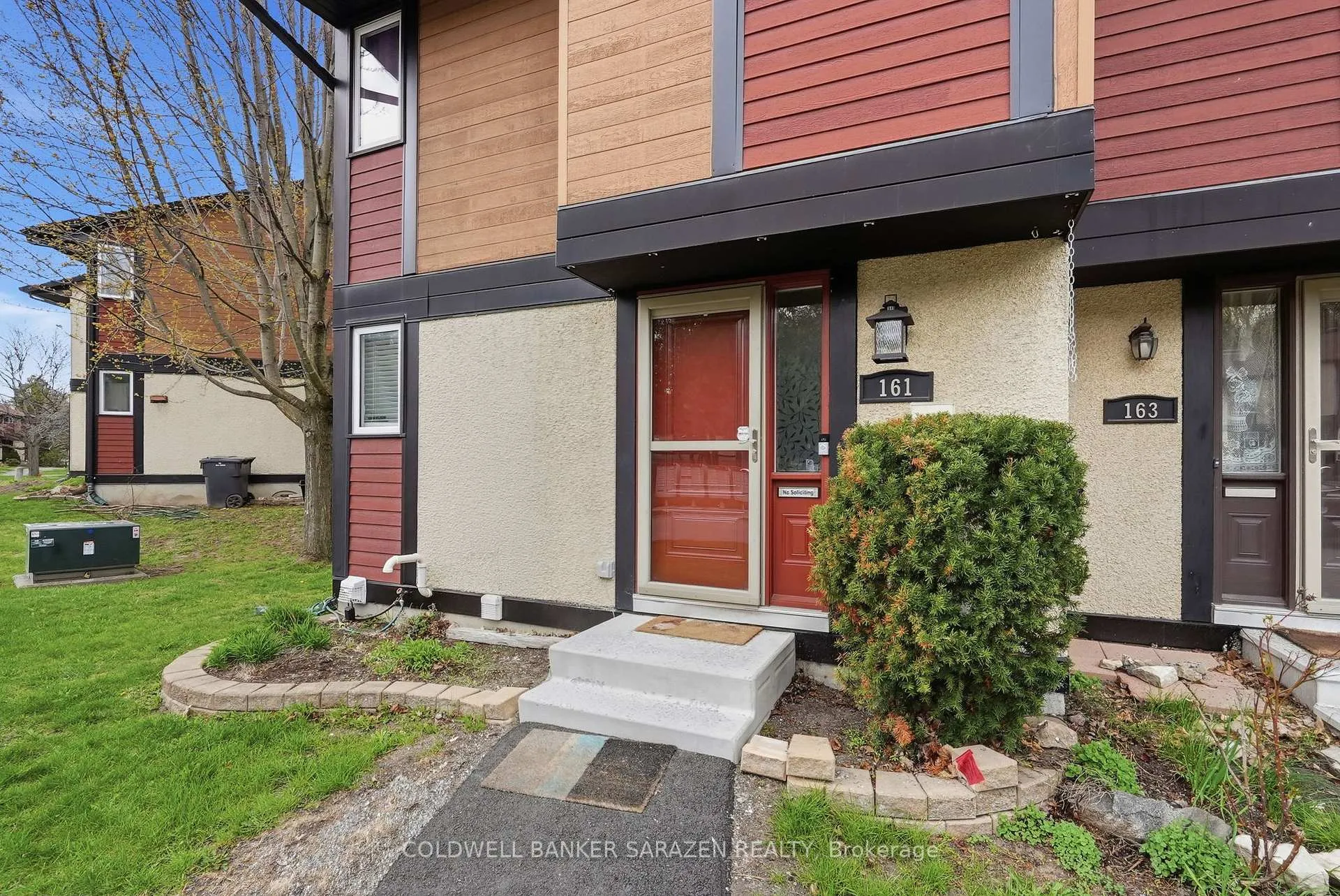 Photo 2 of 161 McClintock Way, Ottawa, Kanata - Katimavik — HOMEH