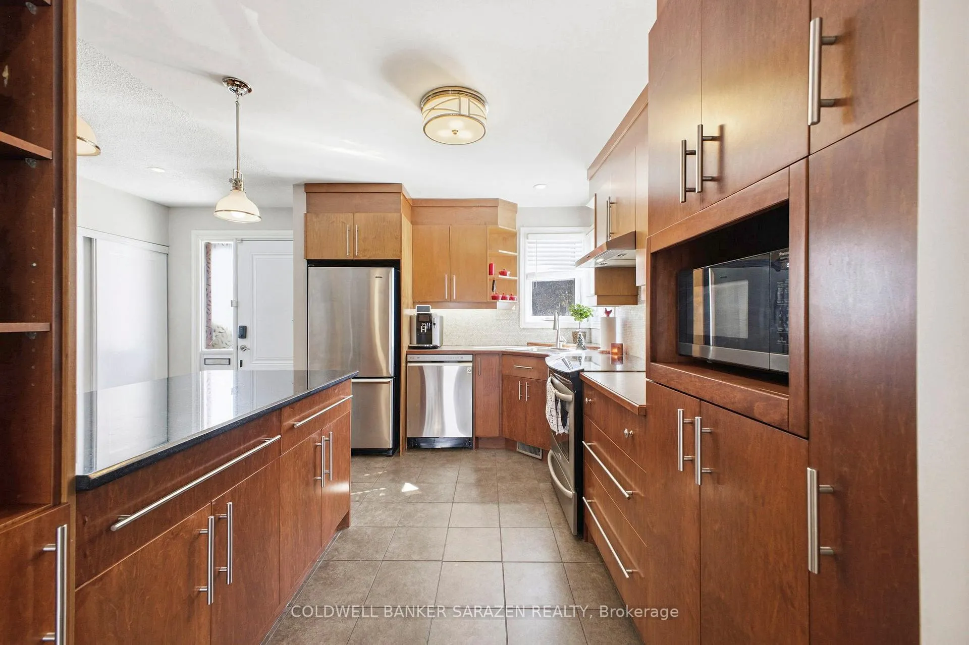Photo 9 of 161 McClintock Way, Ottawa, Kanata - Katimavik — HOMEH