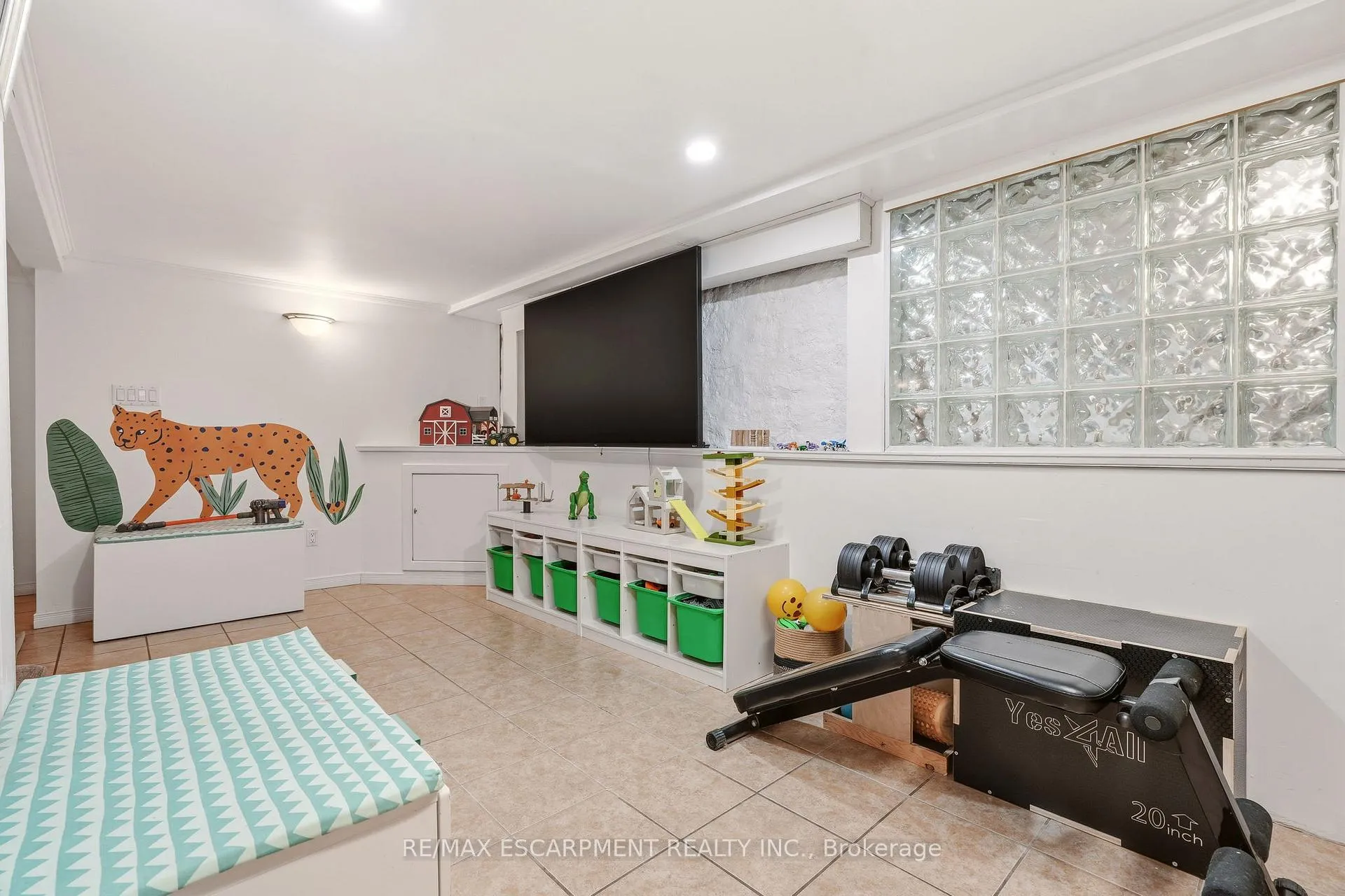 Photo 40 of 16 Hatt Street, Hamilton, Dundas — HOMEH