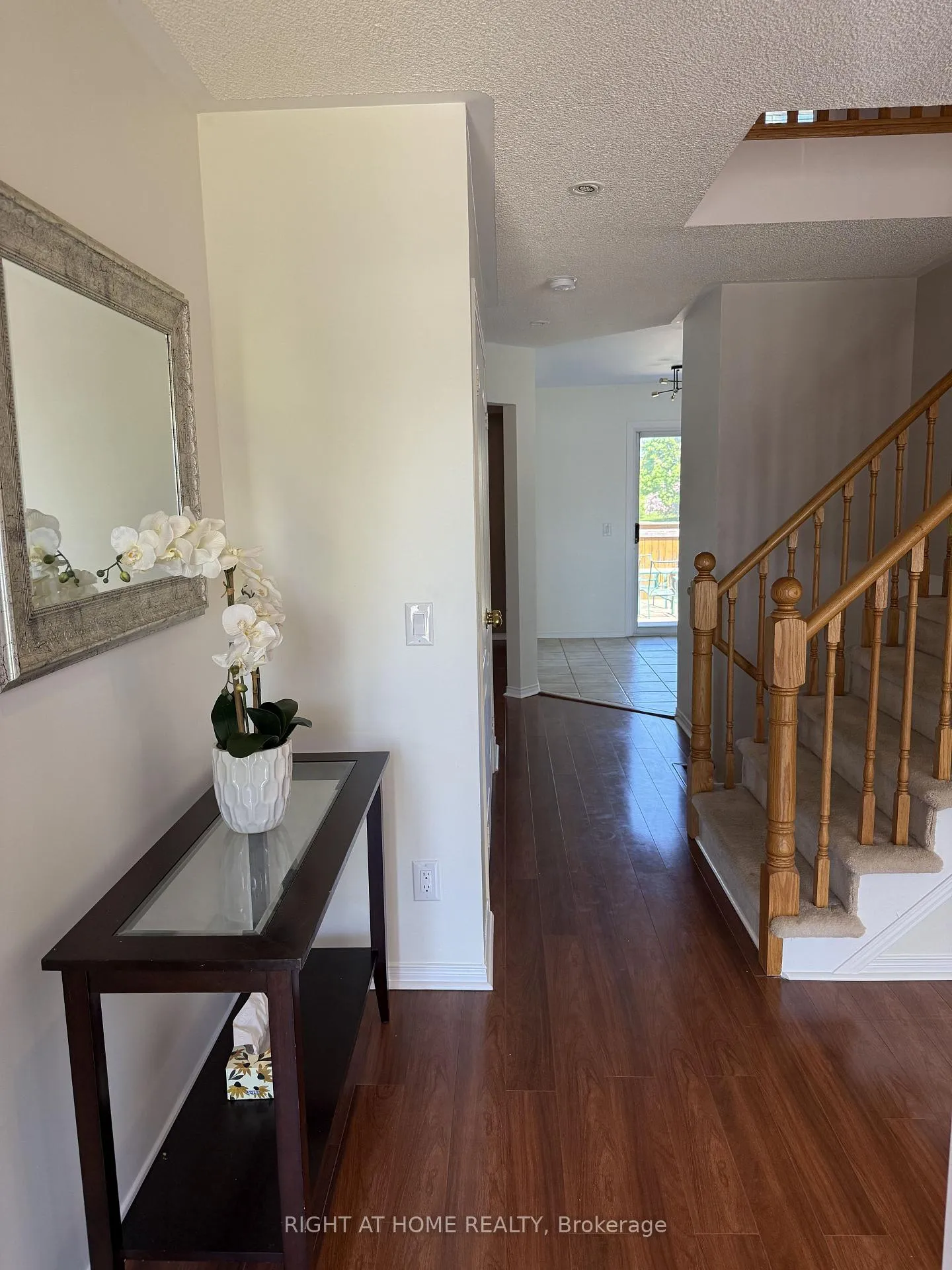 Photo 3 of 1566 Arcadia Square, Pickering, Amberlea — HOMEH