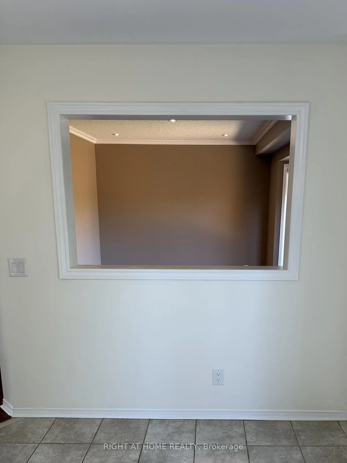 Photo 12 of 1566 Arcadia Square, Pickering, Amberlea — HOMEH