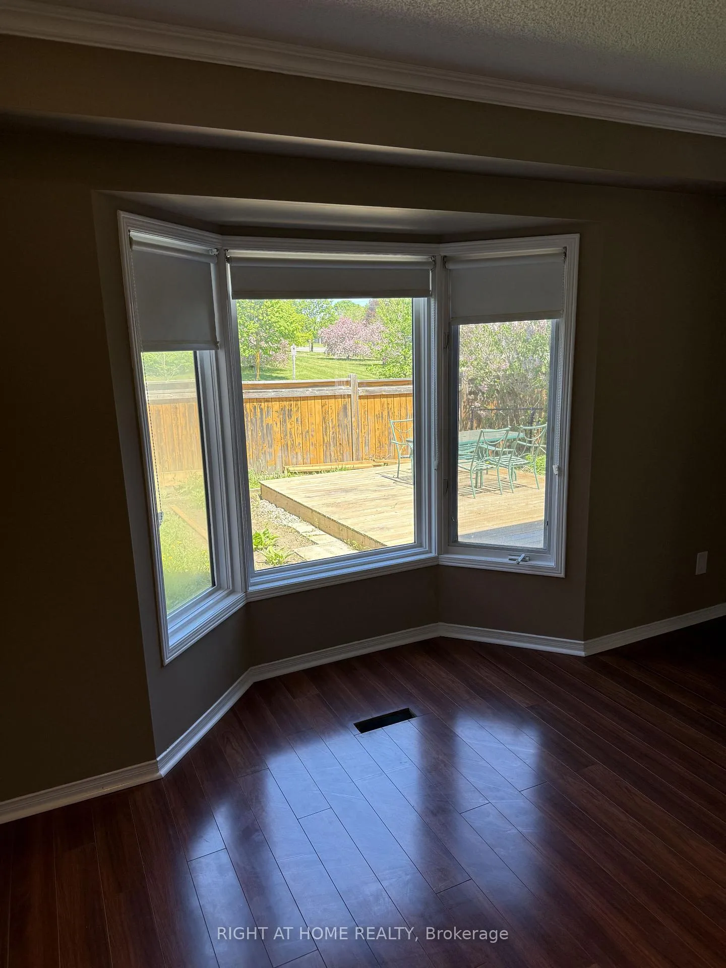 Photo 14 of 1566 Arcadia Square, Pickering, Amberlea — HOMEH