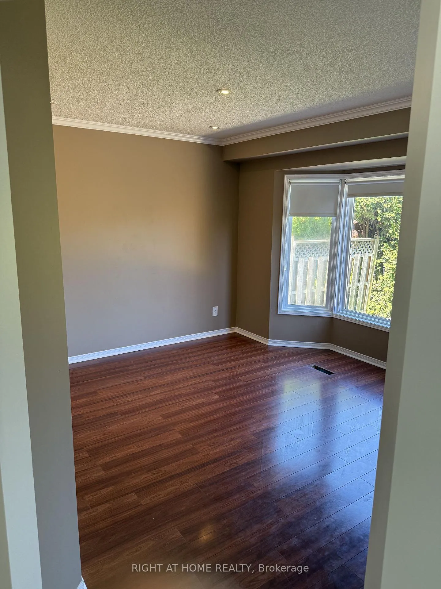 Photo 15 of 1566 Arcadia Square, Pickering, Amberlea — HOMEH