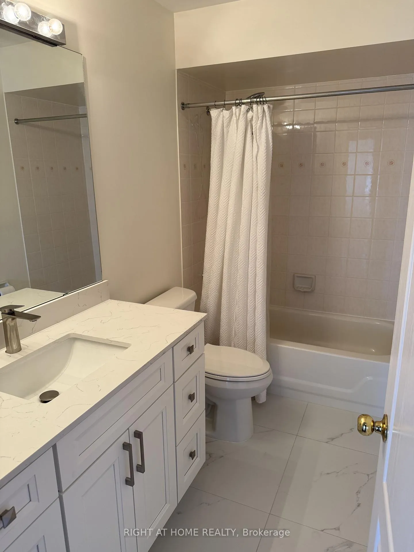 Photo 26 of 1566 Arcadia Square, Pickering, Amberlea — HOMEH