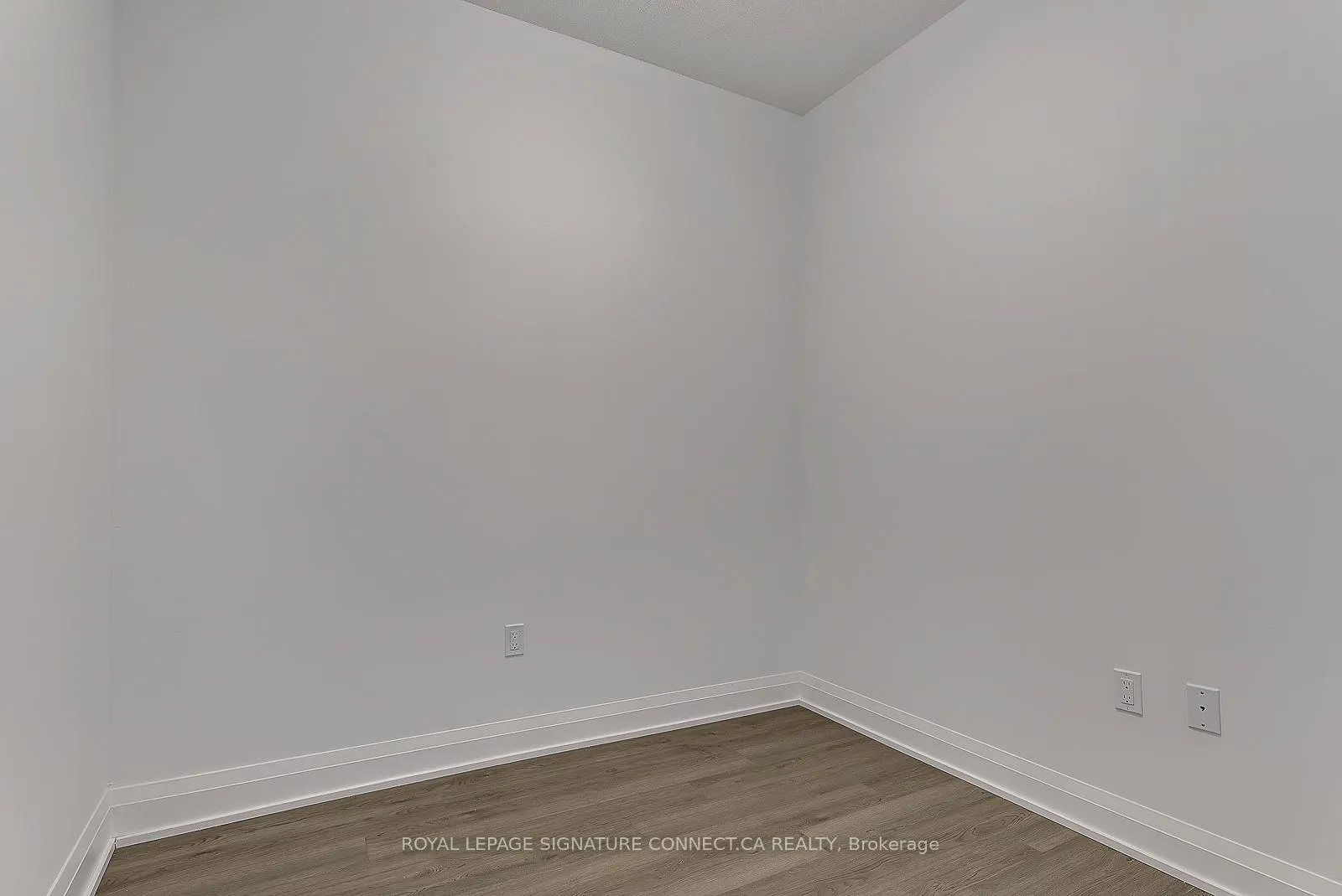 Photo 10 of Unit 111, 60 George Butchart Drive, North York, Downsview-Roding-CFB — HOMEH