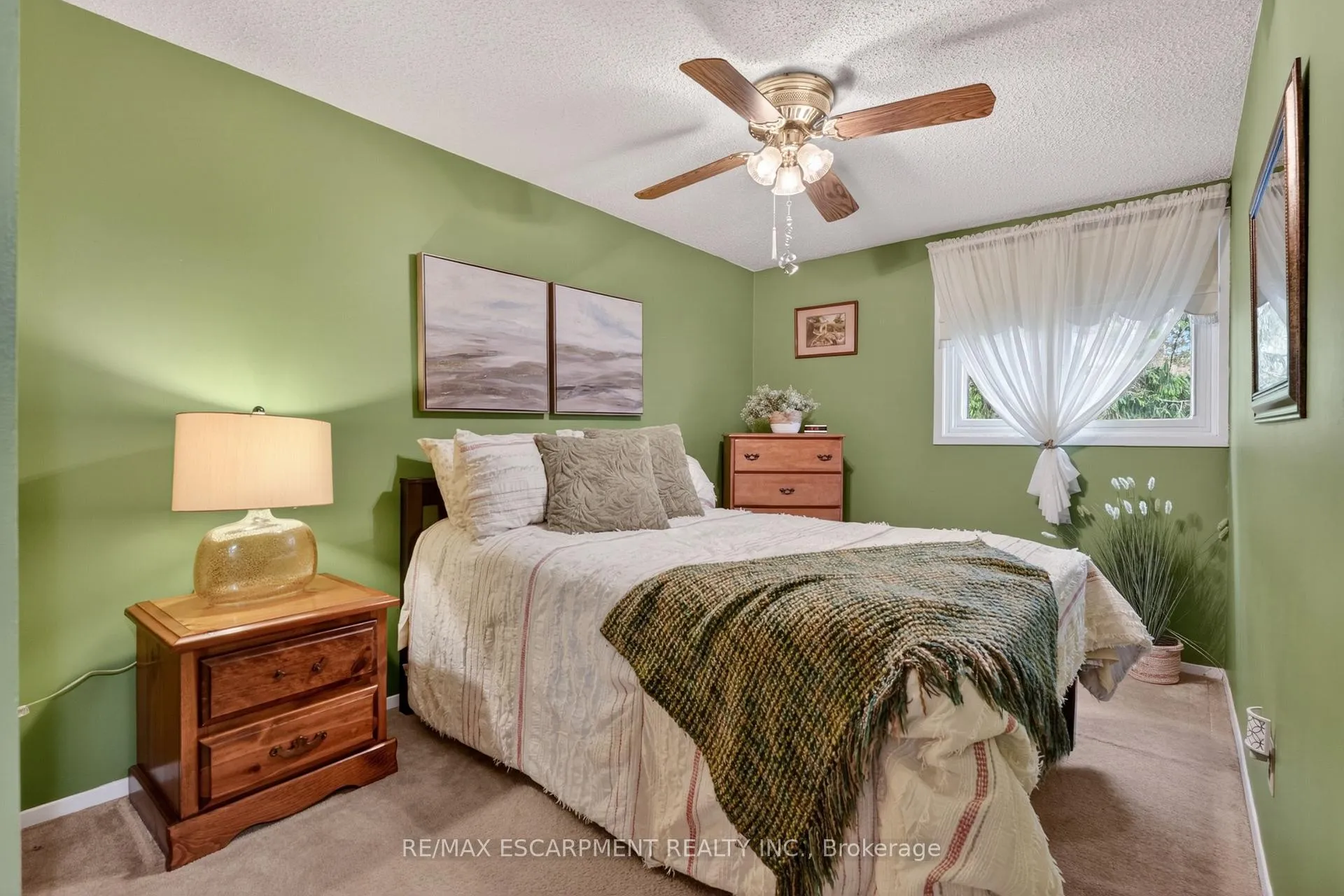 Photo 15 of Unit 17, 50 Lakeshore Road, St. Catharines, Lakeport — HOMEH
