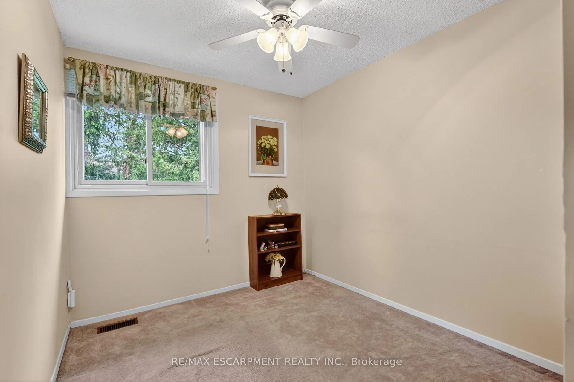 Photo 16 of Unit 17, 50 Lakeshore Road, St. Catharines, Lakeport — HOMEH