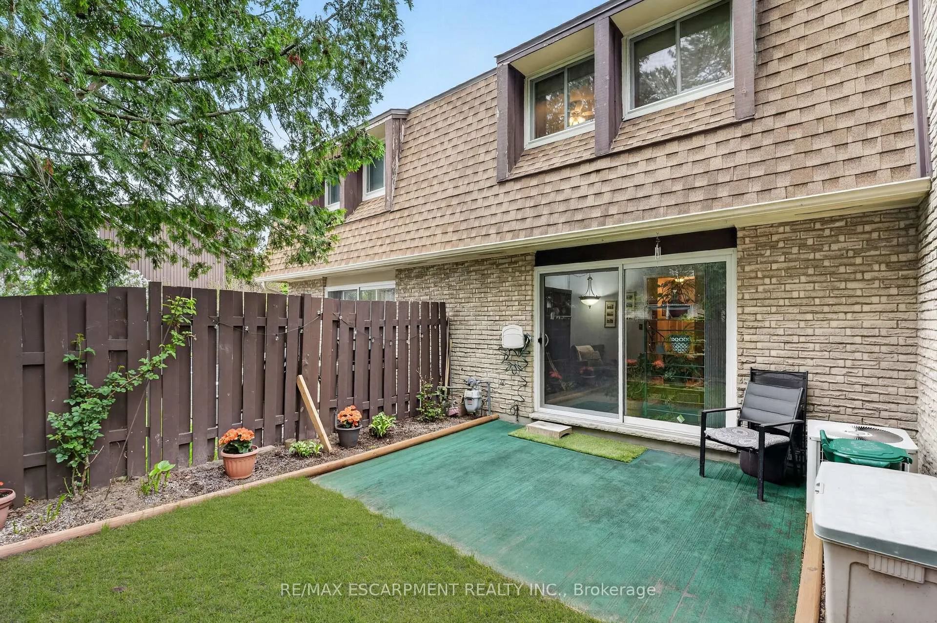 Photo 19 of Unit 17, 50 Lakeshore Road, St. Catharines, Lakeport — HOMEH
