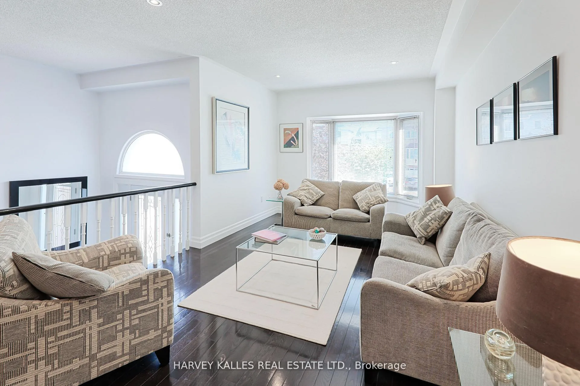Photo 7 of 1050 Lindsay Drive, Oakville, Glen Abbey — HOMEH