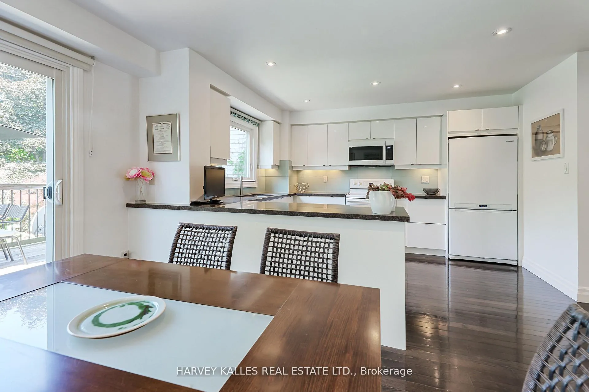 Photo 15 of 1050 Lindsay Drive, Oakville, Glen Abbey — HOMEH