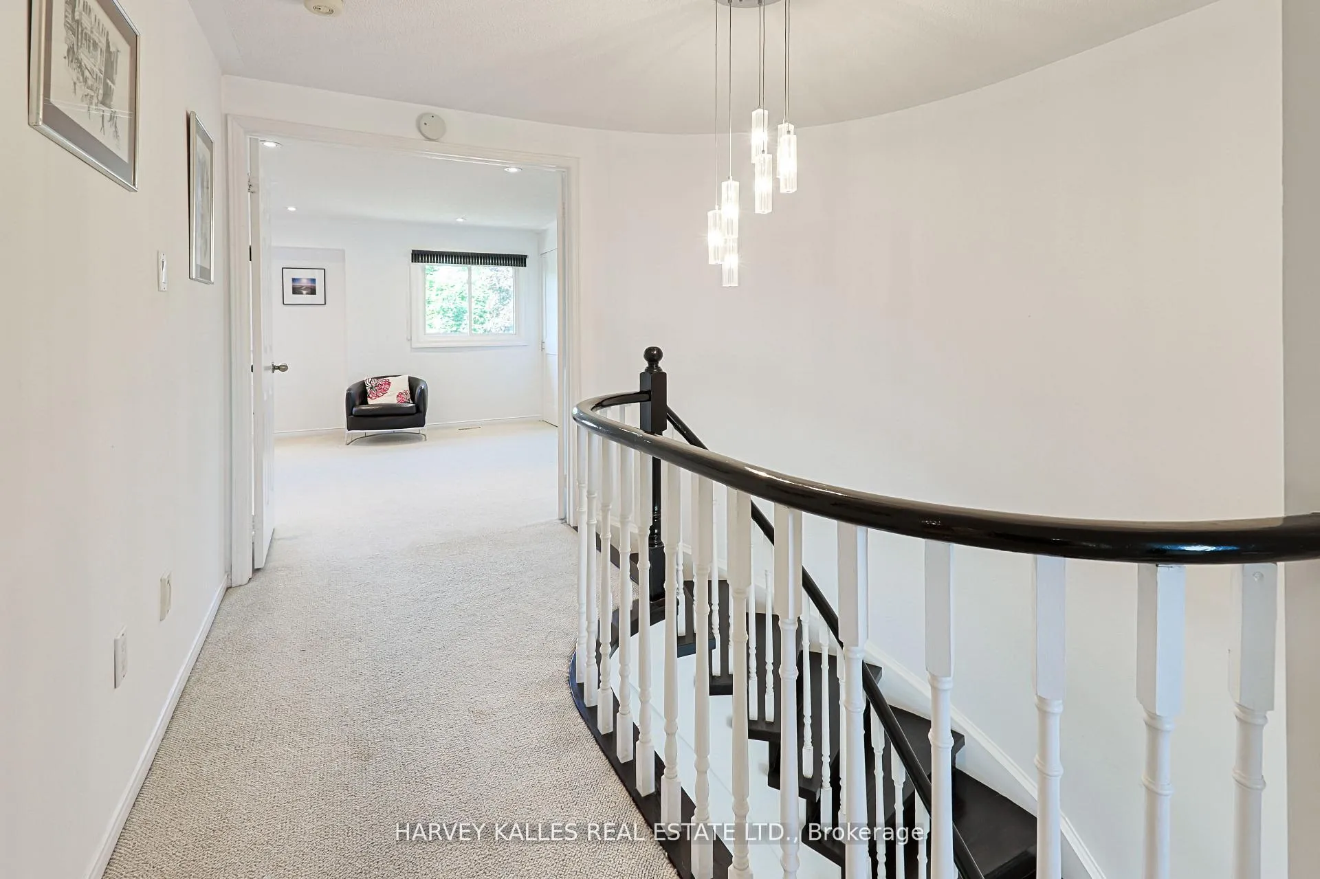 Photo 18 of 1050 Lindsay Drive, Oakville, Glen Abbey — HOMEH