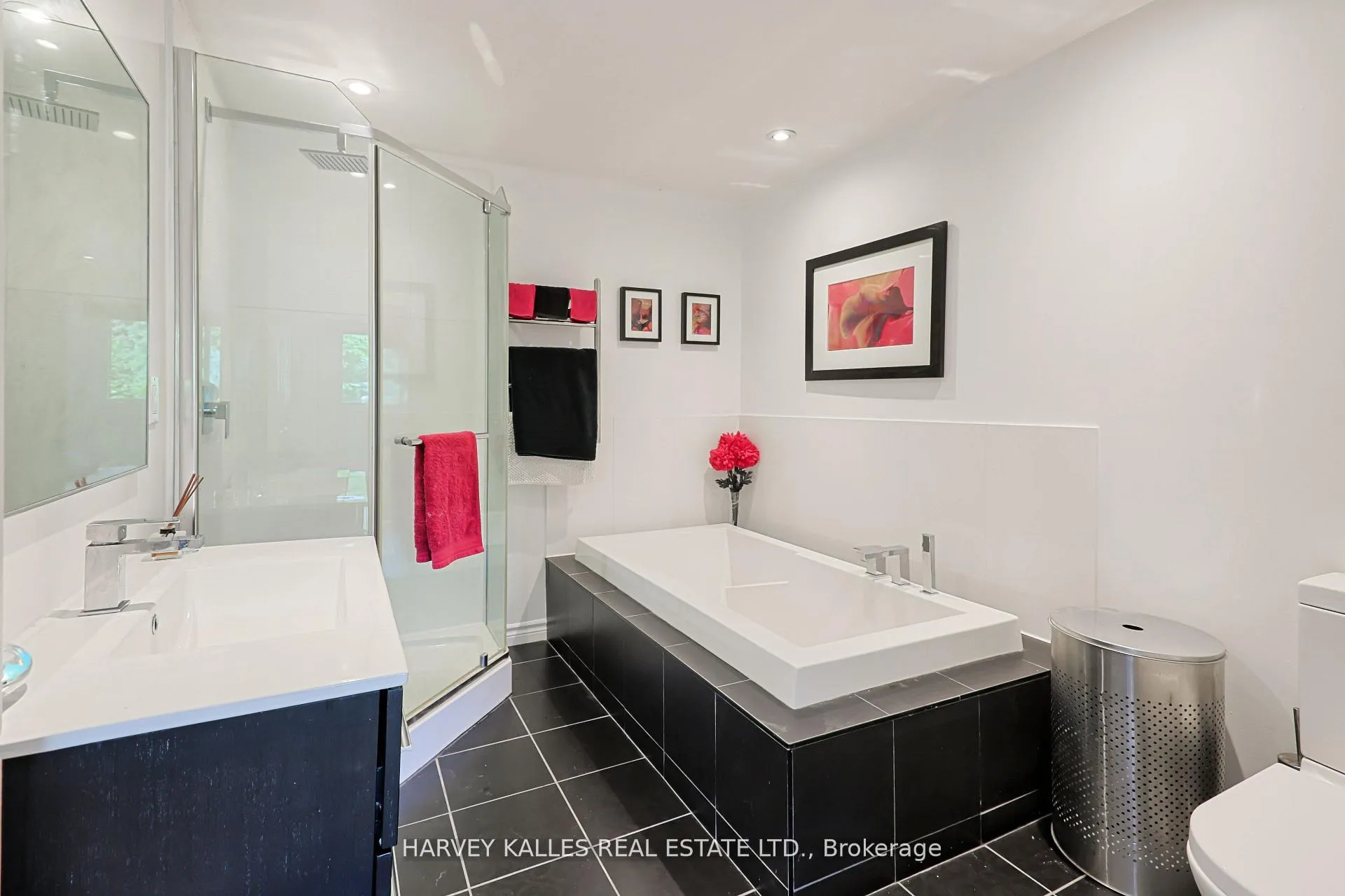Photo 23 of 1050 Lindsay Drive, Oakville, Glen Abbey — HOMEH