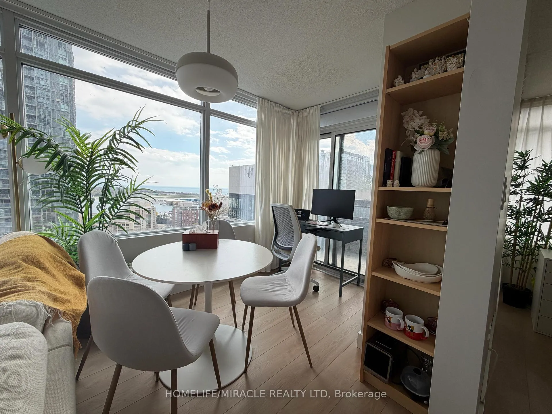 Photo 8 of Unit 2309, 25 Telegram Mews, Toronto, Waterfront Communities — HOMEH