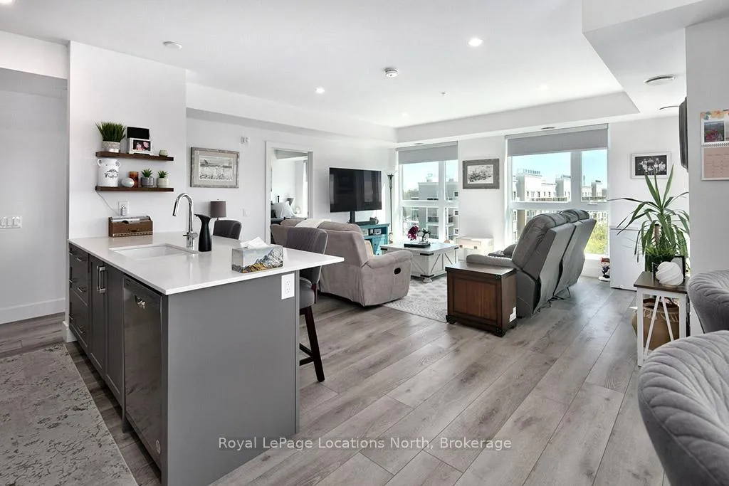 Photo 8 of Unit 408, 4 Kimberly Lane, Collingwood — HOMEH
