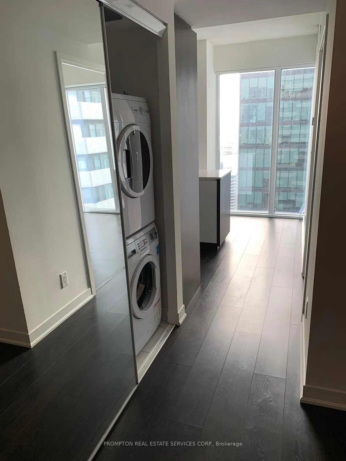 Photo 7 of Unit 4410, 88 Harbour Street, Toronto, Waterfront Communities — HOMEH