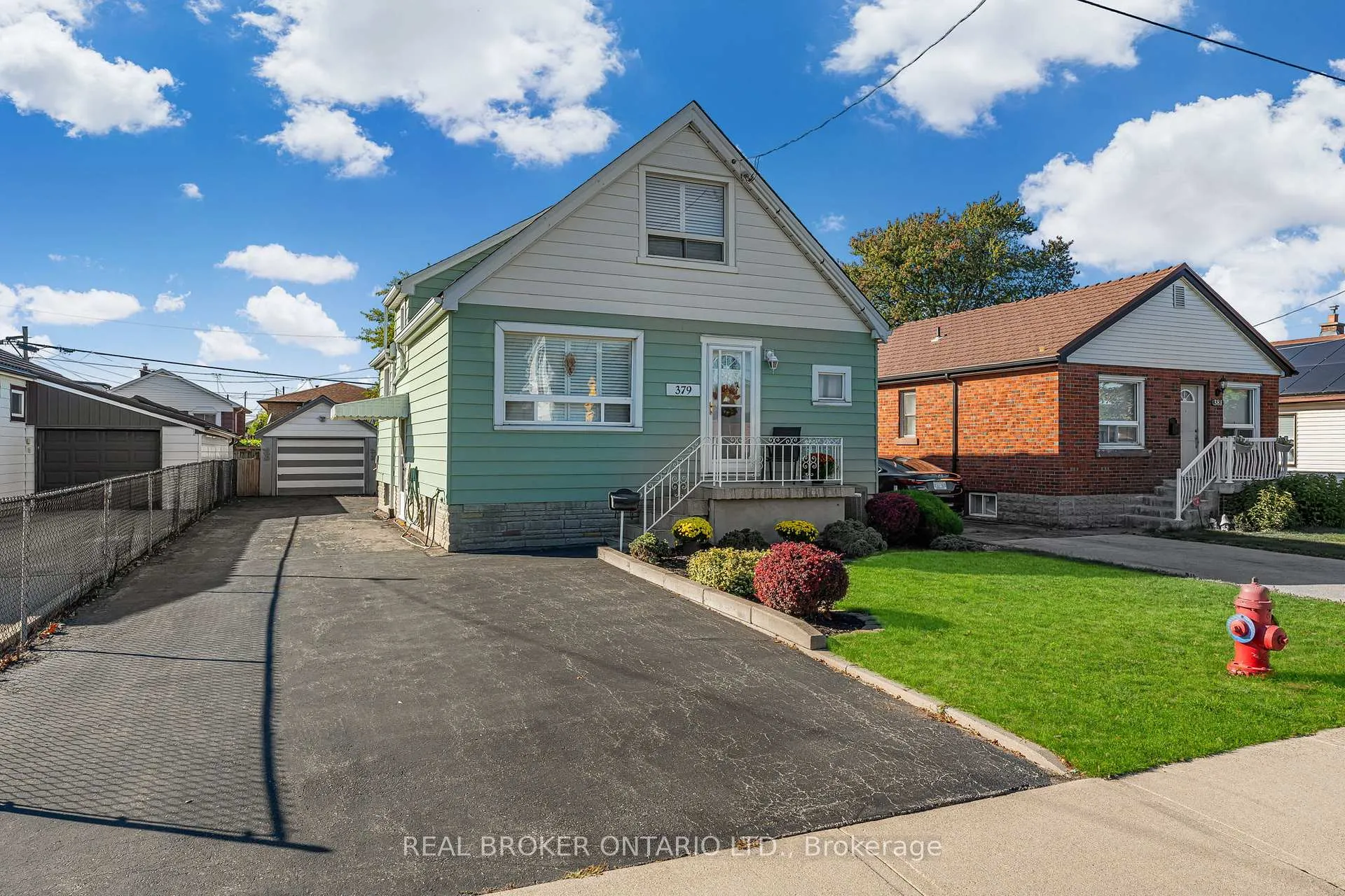 Photo 2 of 379 Talbot Street, Hamilton, McQuesten — HOMEH