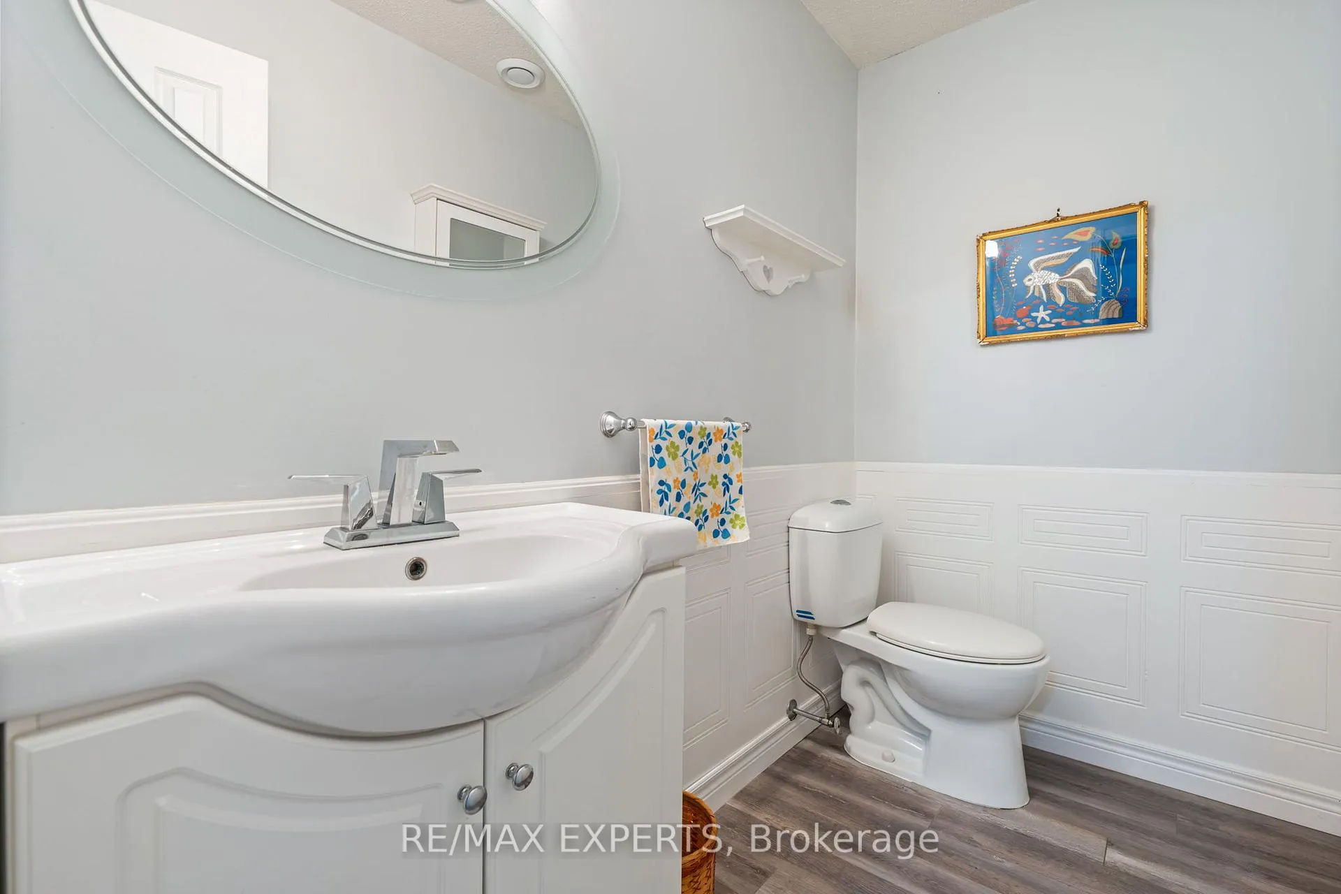 Photo 32 of 32 Crestlynn Crescent, Norfolk, Simcoe — HOMEH