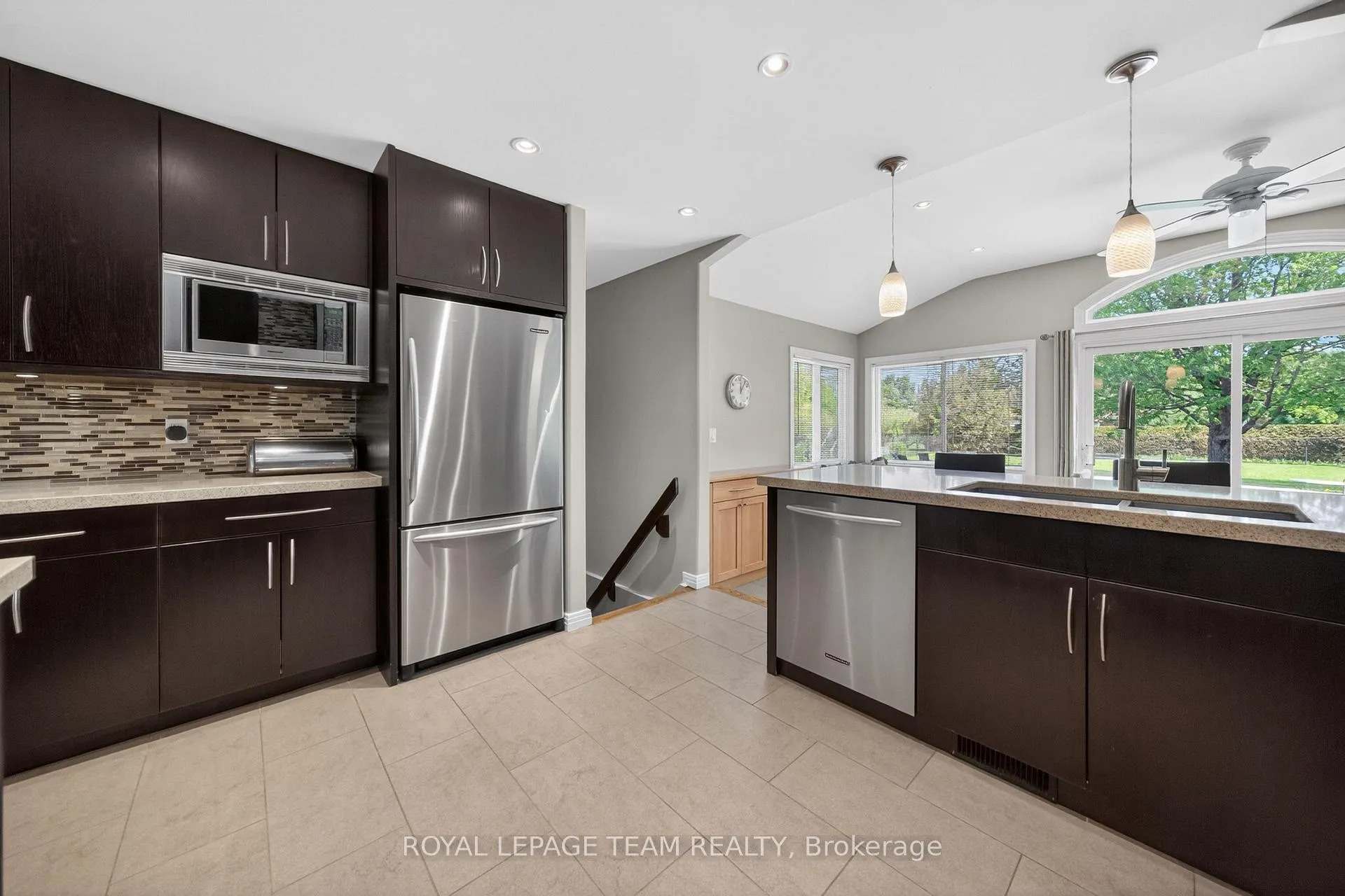 Photo 18 of 46 Fortune Street, Ottawa, Richmond — HOMEH