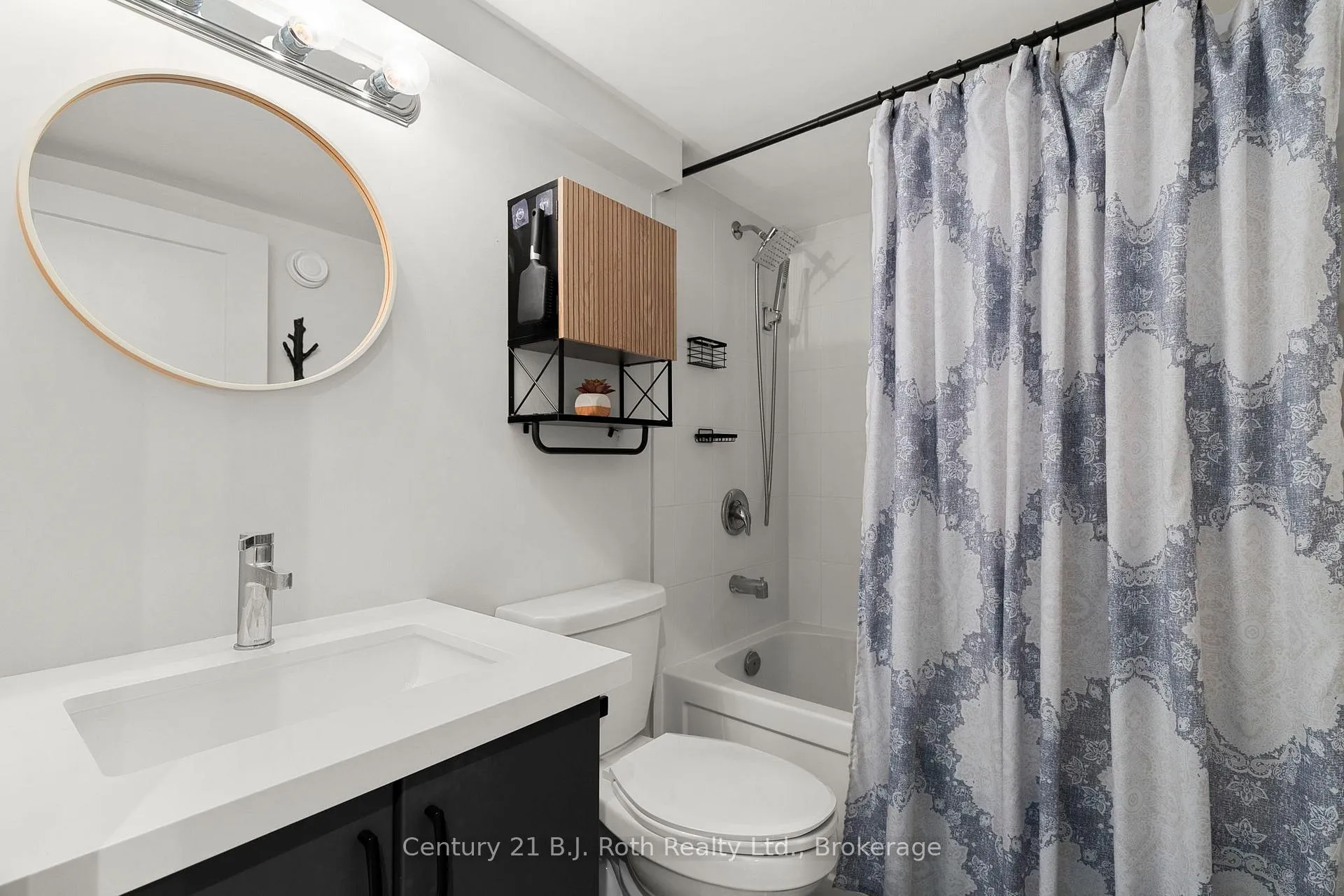 Photo 33 of 34 Ruby Crescent, Orillia — HOMEH