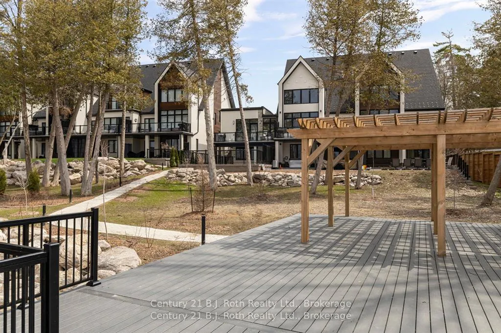 Photo 43 of 34 Ruby Crescent, Orillia — HOMEH