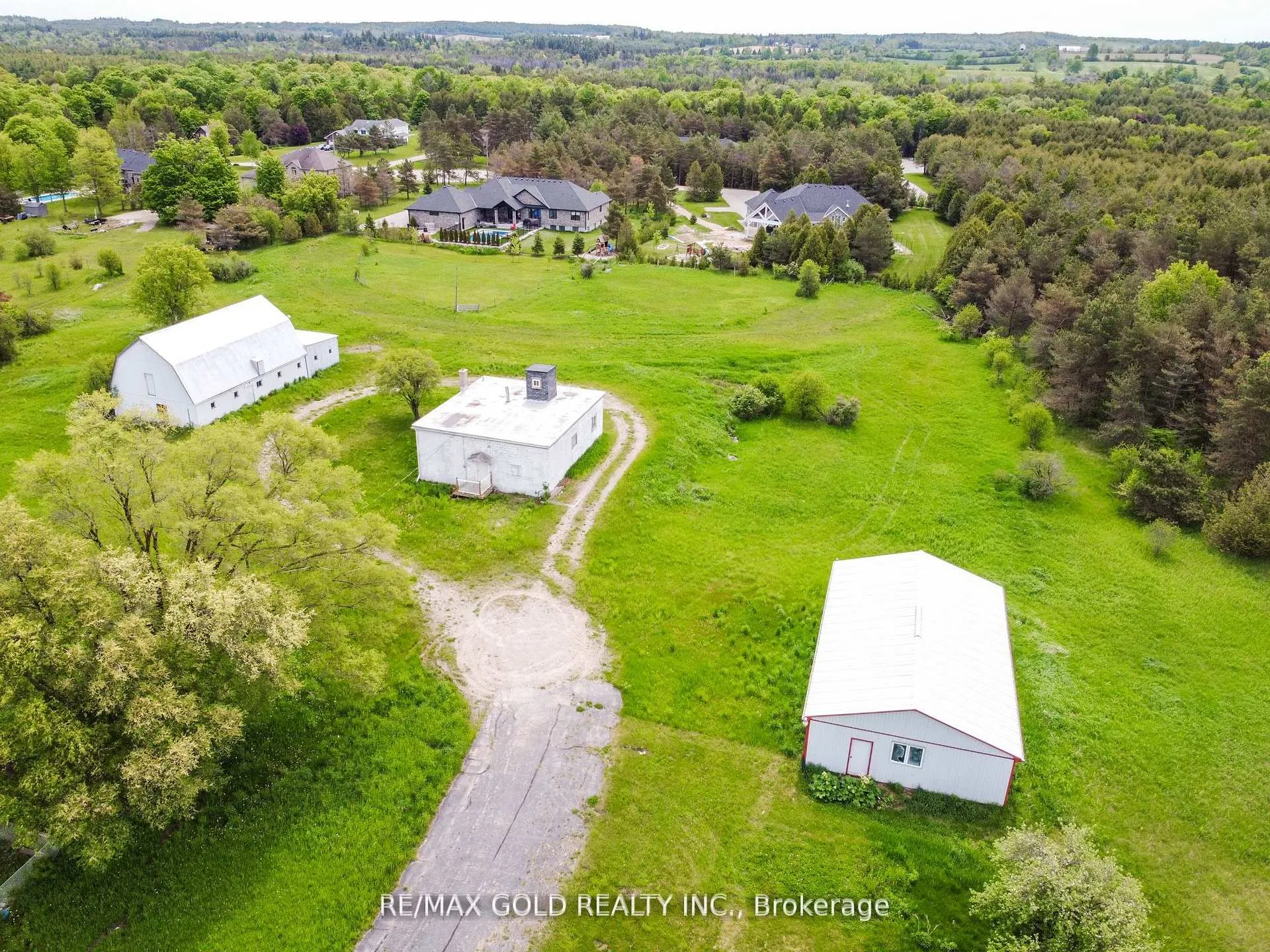 Photo 3 of 769 Stone Road E, Guelph, York/Watson Industrial Park — HOMEH