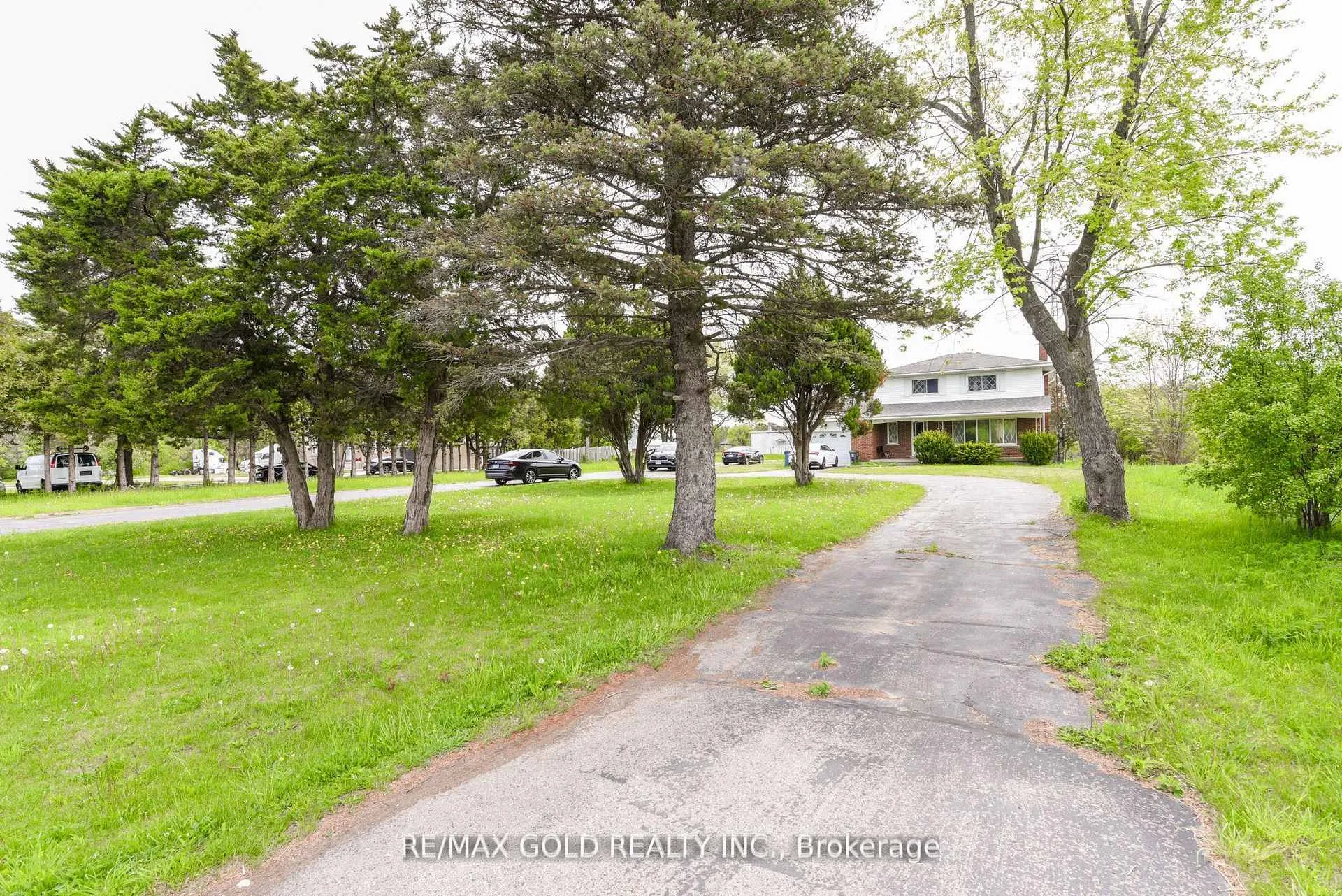 Photo 10 of 769 Stone Road E, Guelph, York/Watson Industrial Park — HOMEH