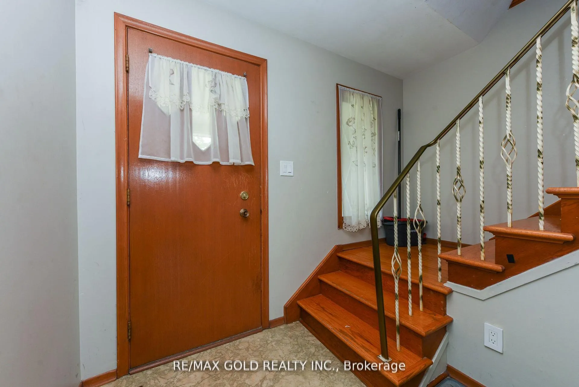 Photo 19 of 769 Stone Road E, Guelph, York/Watson Industrial Park — HOMEH