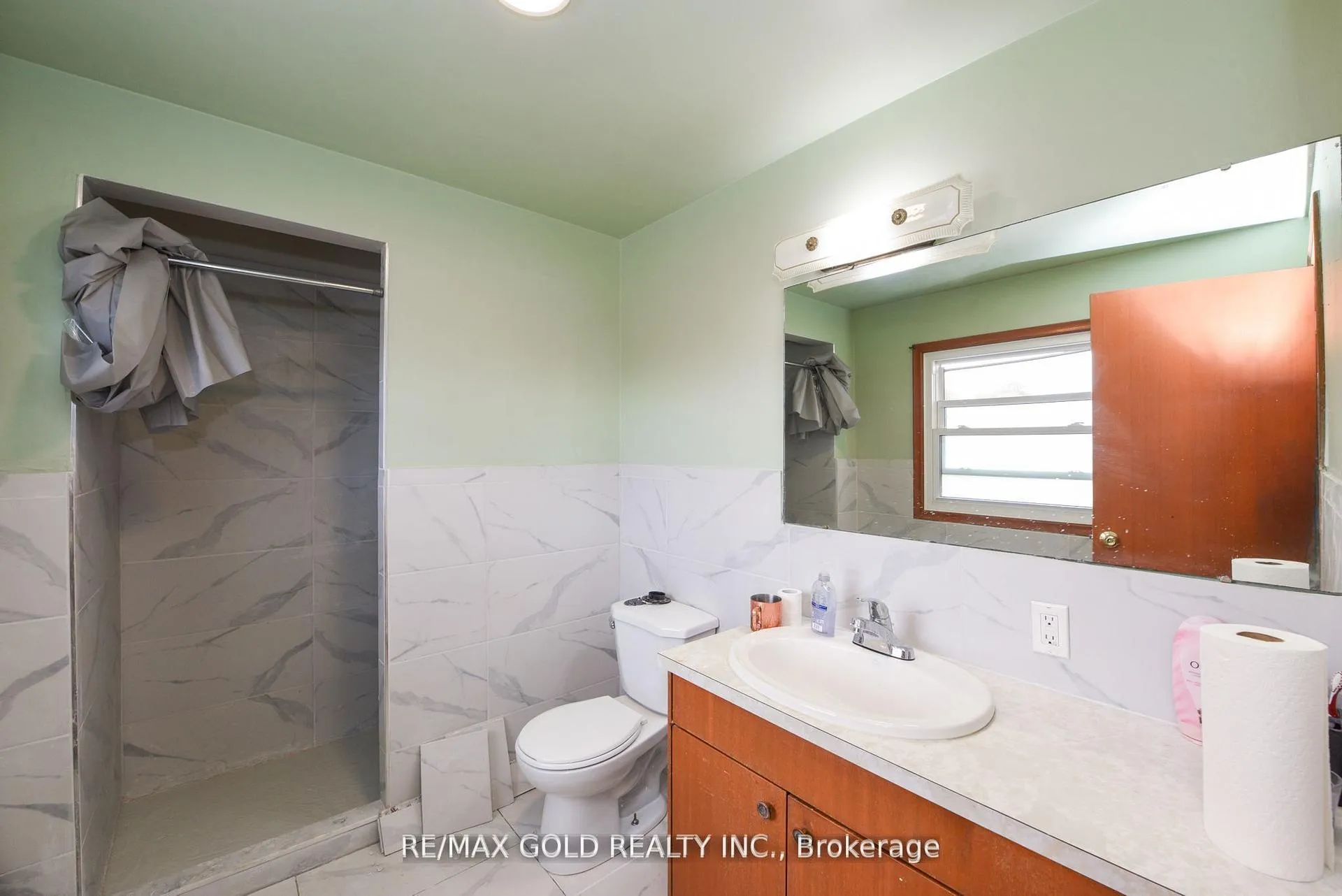 Photo 31 of 769 Stone Road E, Guelph, York/Watson Industrial Park — HOMEH