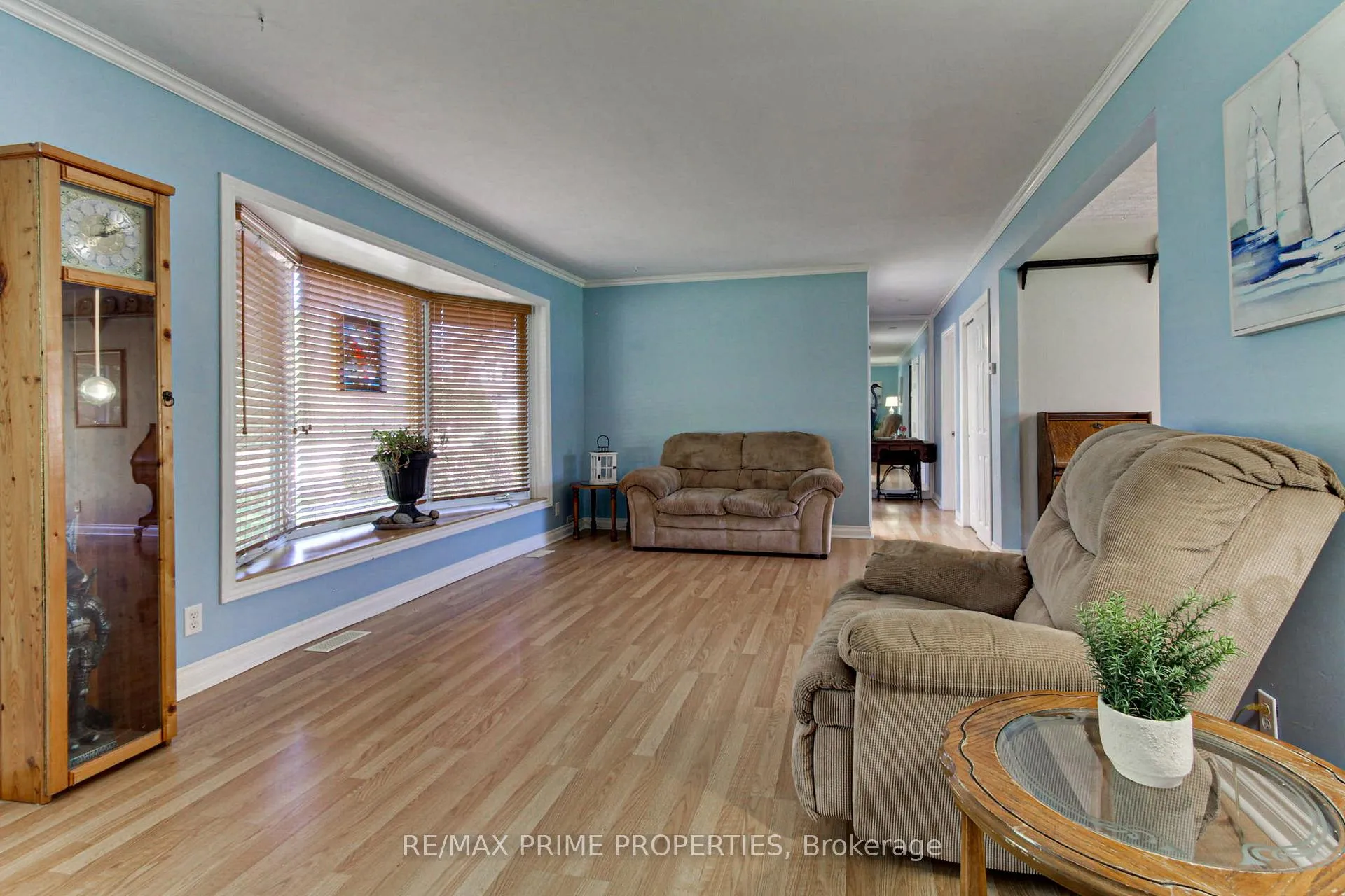 Photo 7 of 63 Ruta Crescent, Georgina, Keswick North — HOMEH
