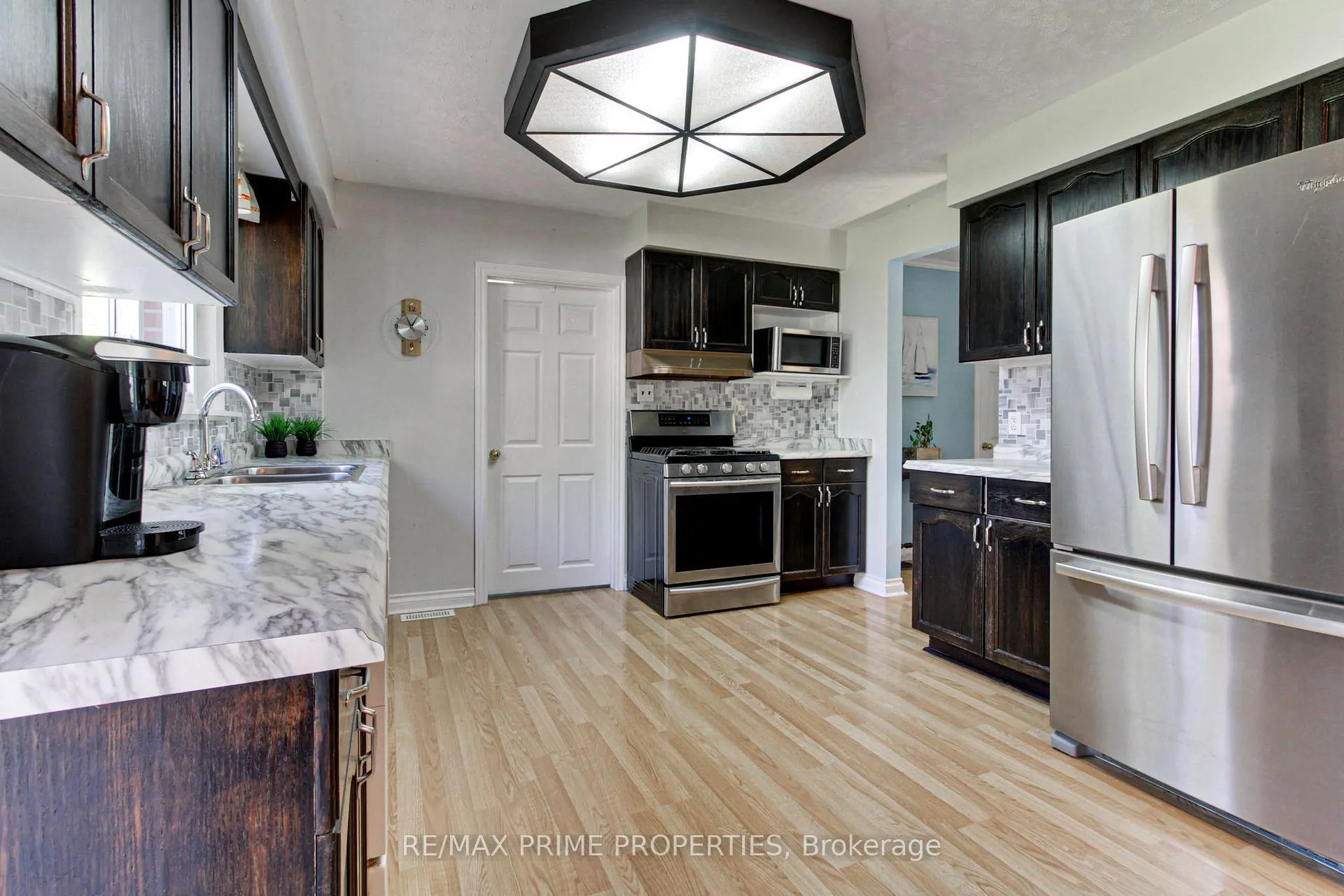 Photo 10 of 63 Ruta Crescent, Georgina, Keswick North — HOMEH